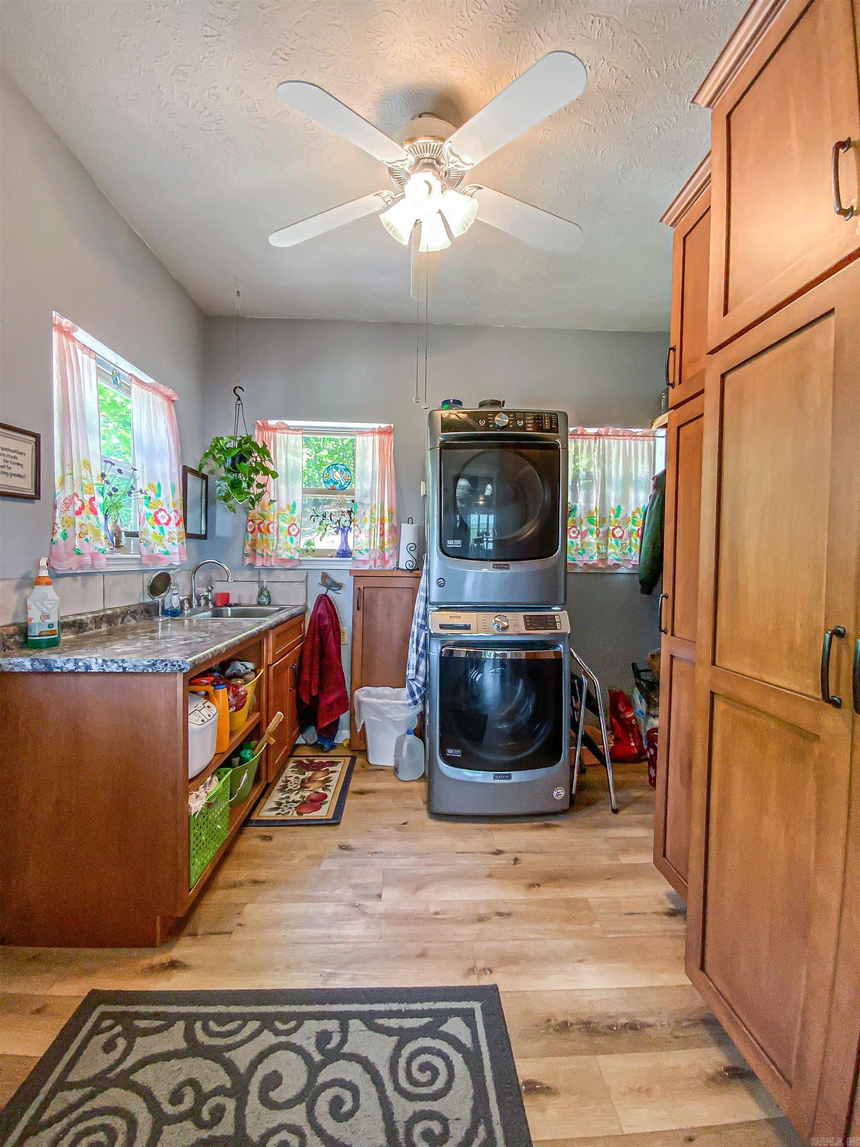 139  North Point  Yellville, AR