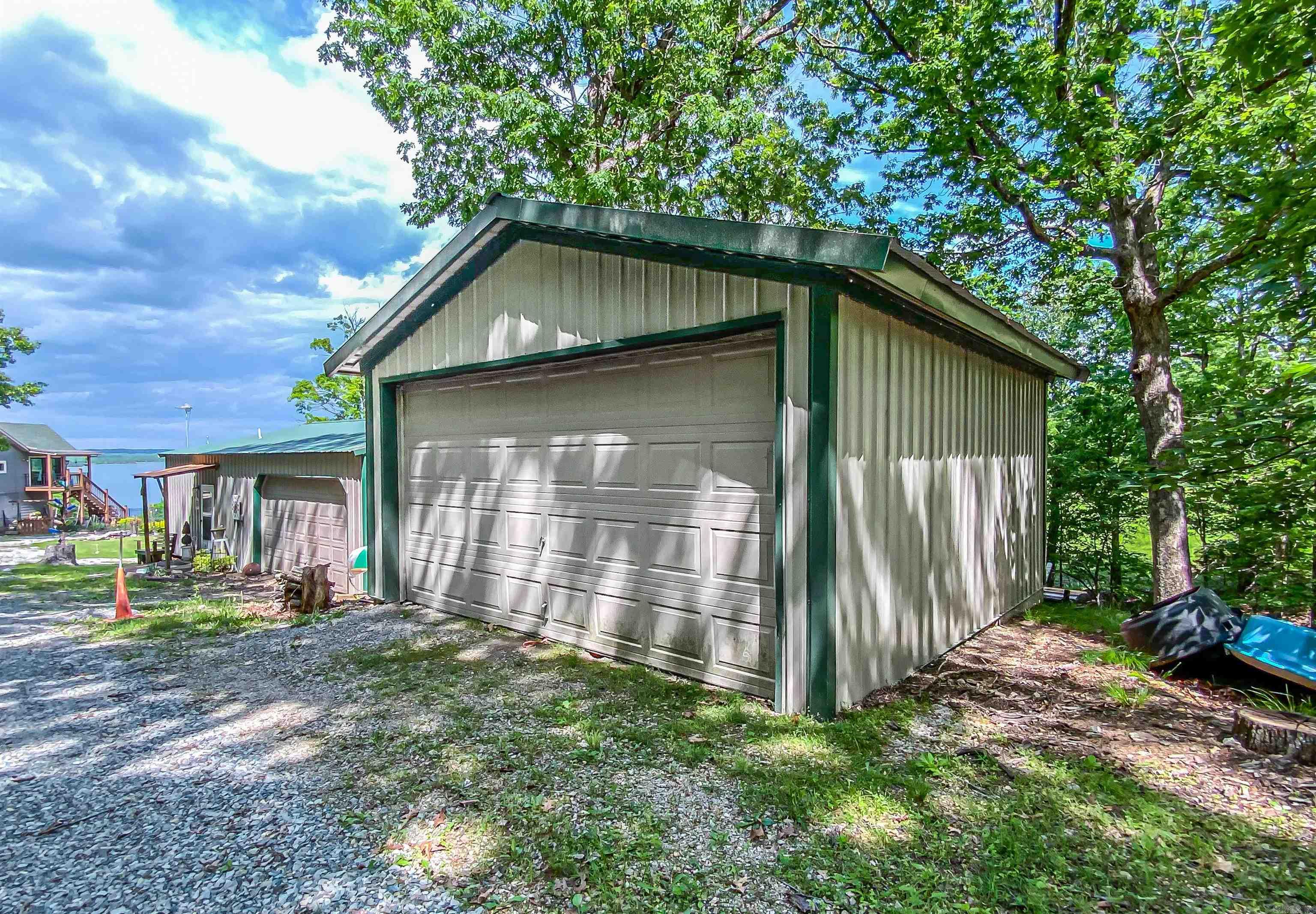 139  North Point  Yellville, AR