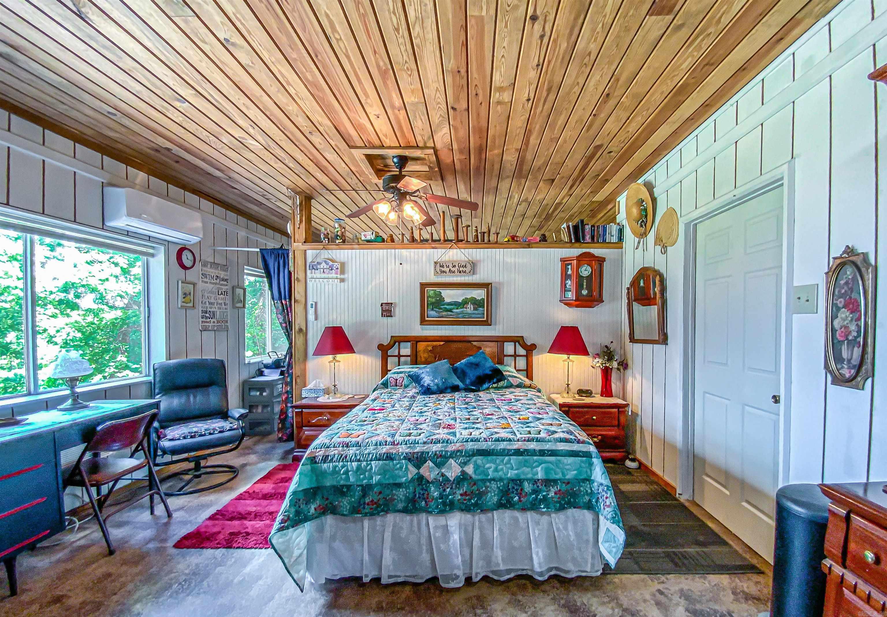139  North Point  Yellville, AR