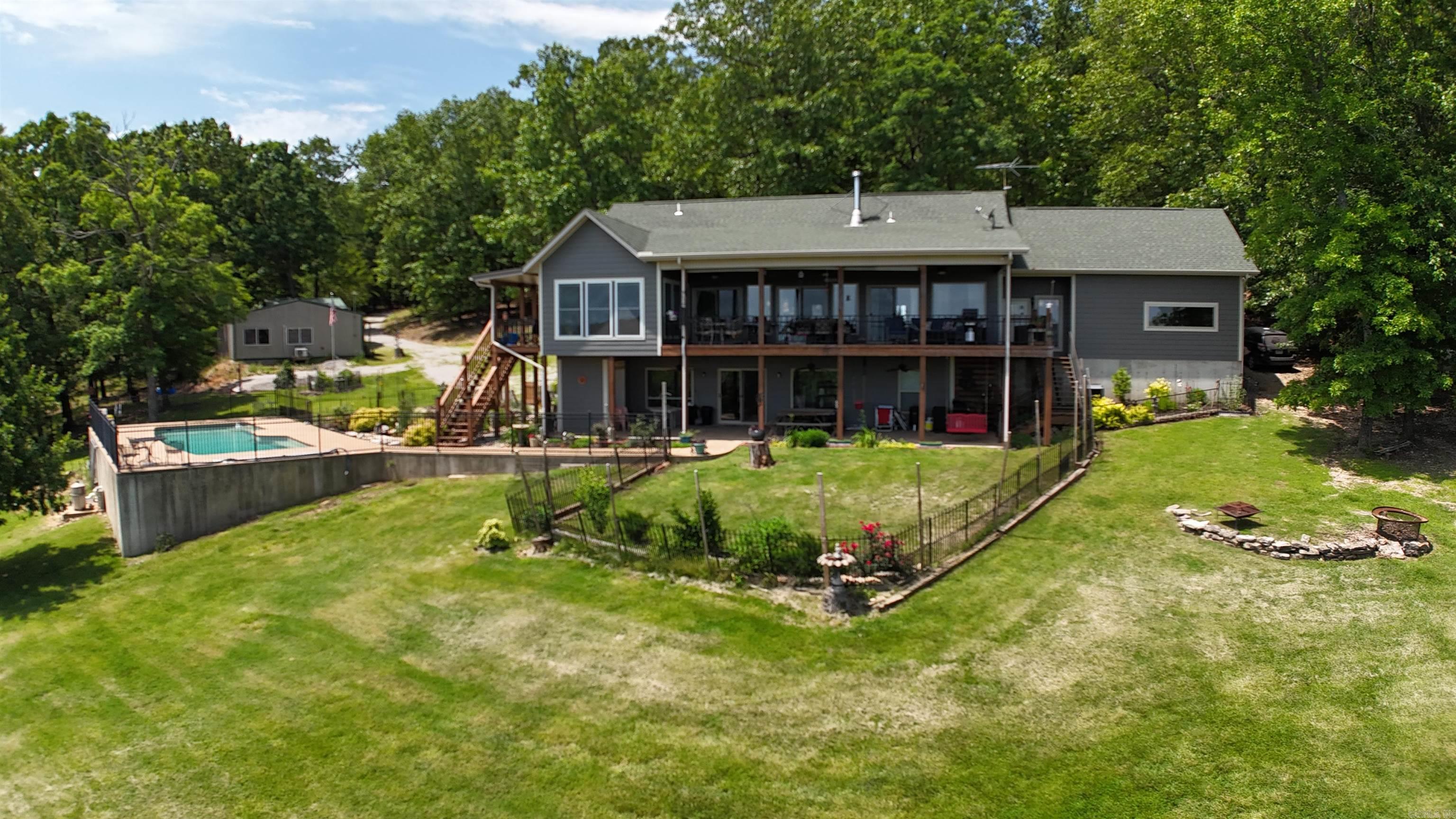 139  North Point  Yellville, AR