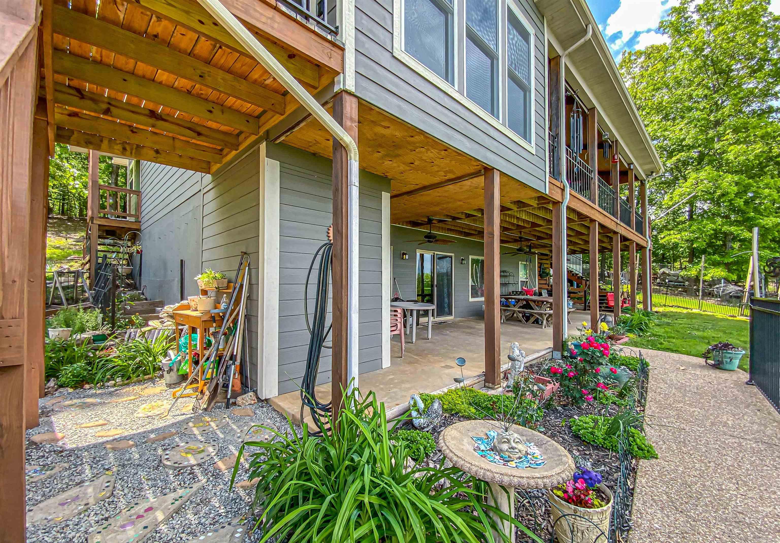 139  North Point  Yellville, AR