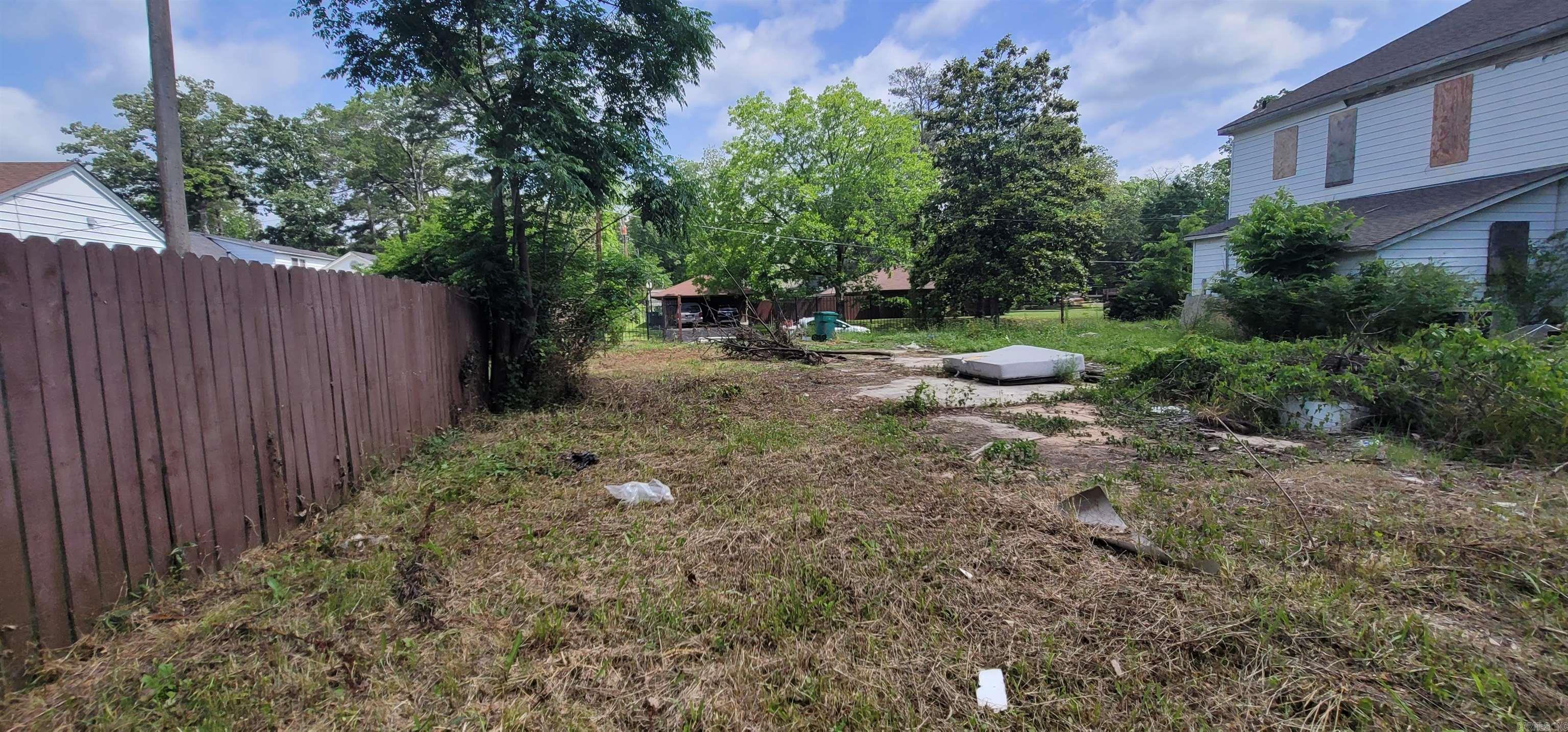 1902 S Laurel  Pine Bluff, AR