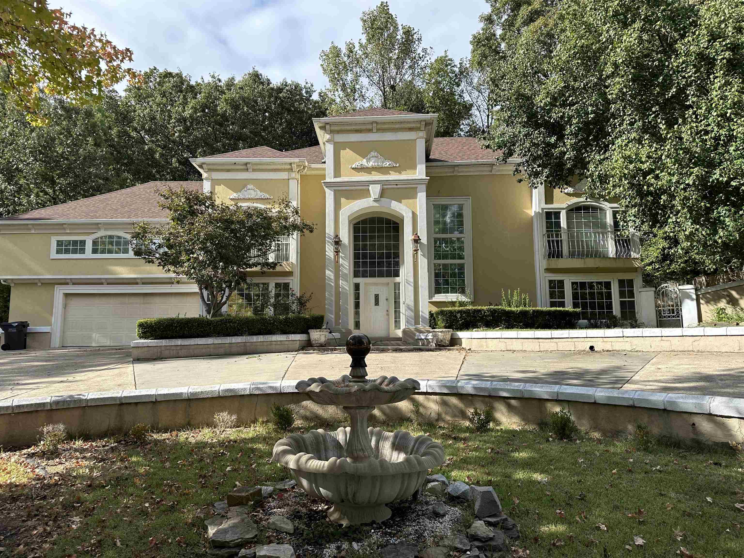 1906  Carolyn  Jonesboro, AR