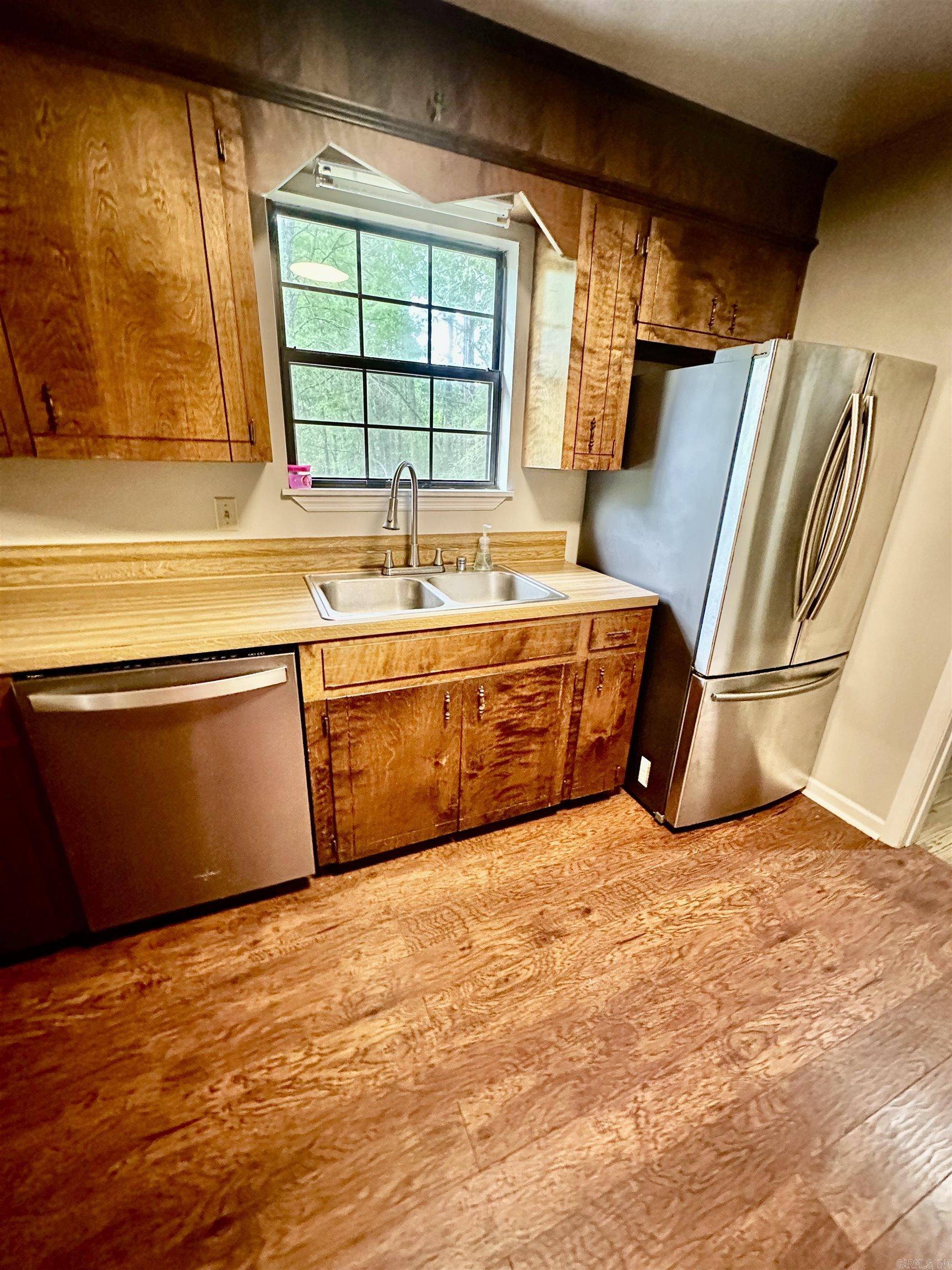 12921  Barth  Alexander, AR