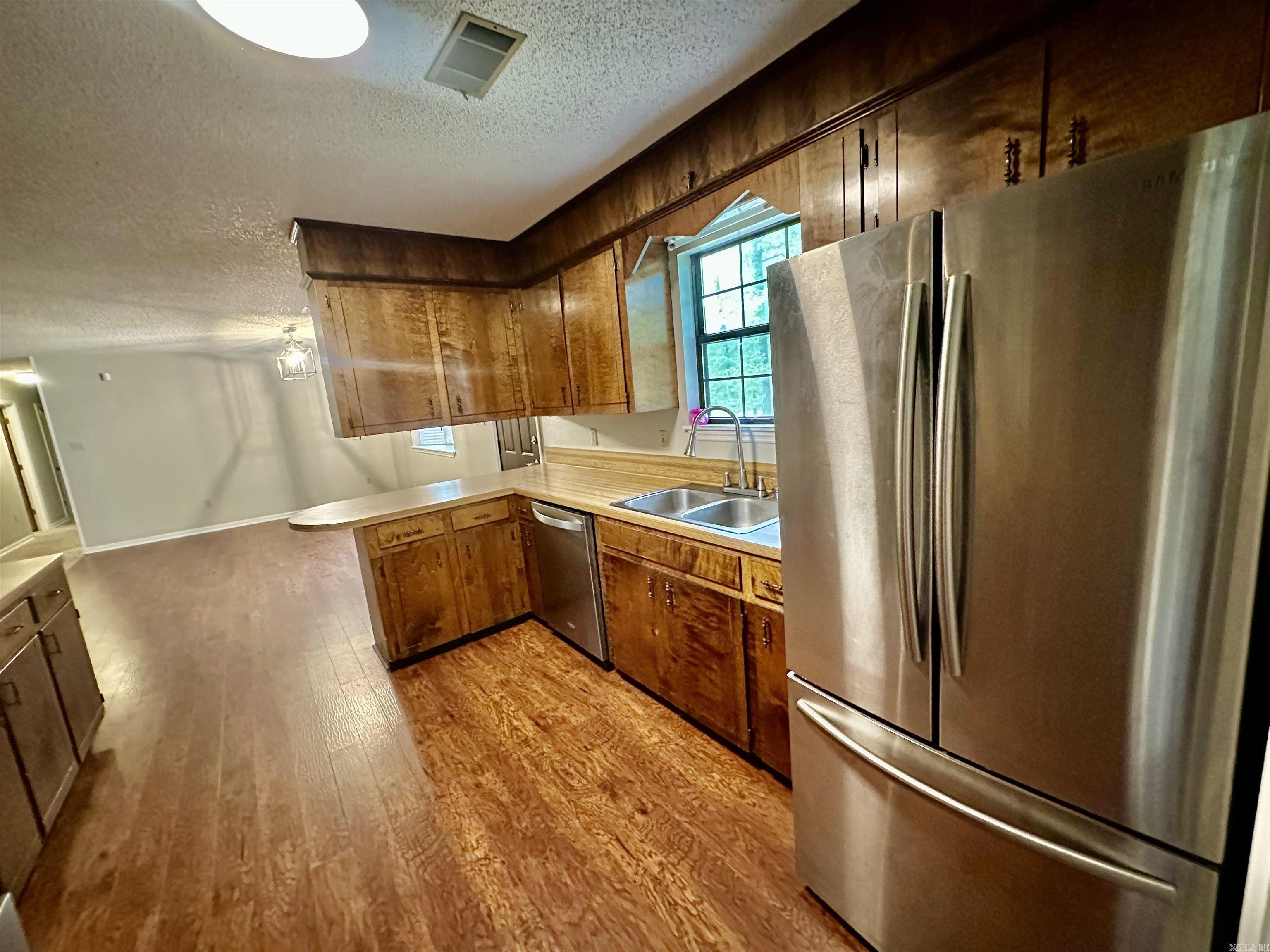 12921  Barth  Alexander, AR
