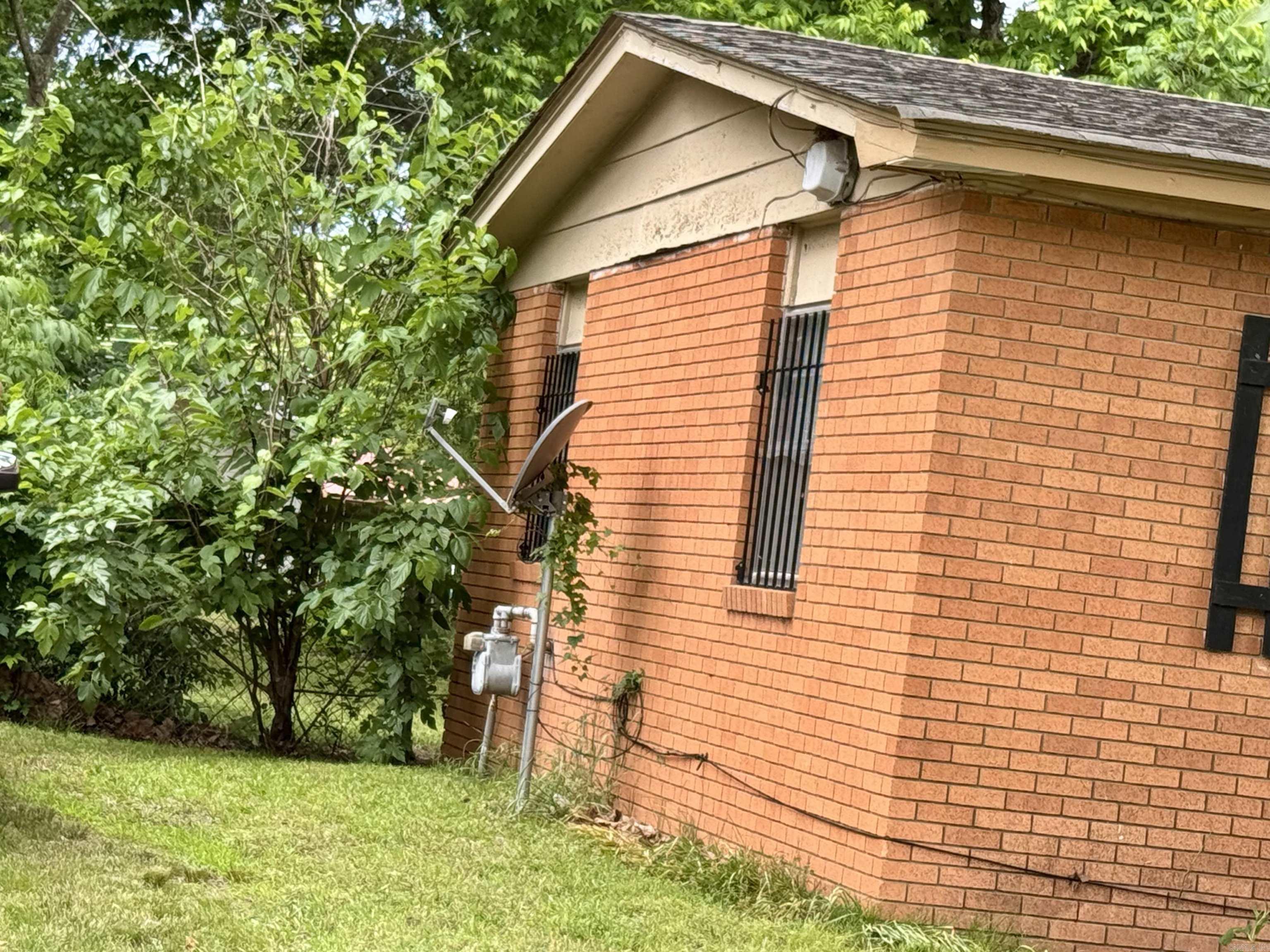 1306  Boston Dr  Pine Bluff, AR