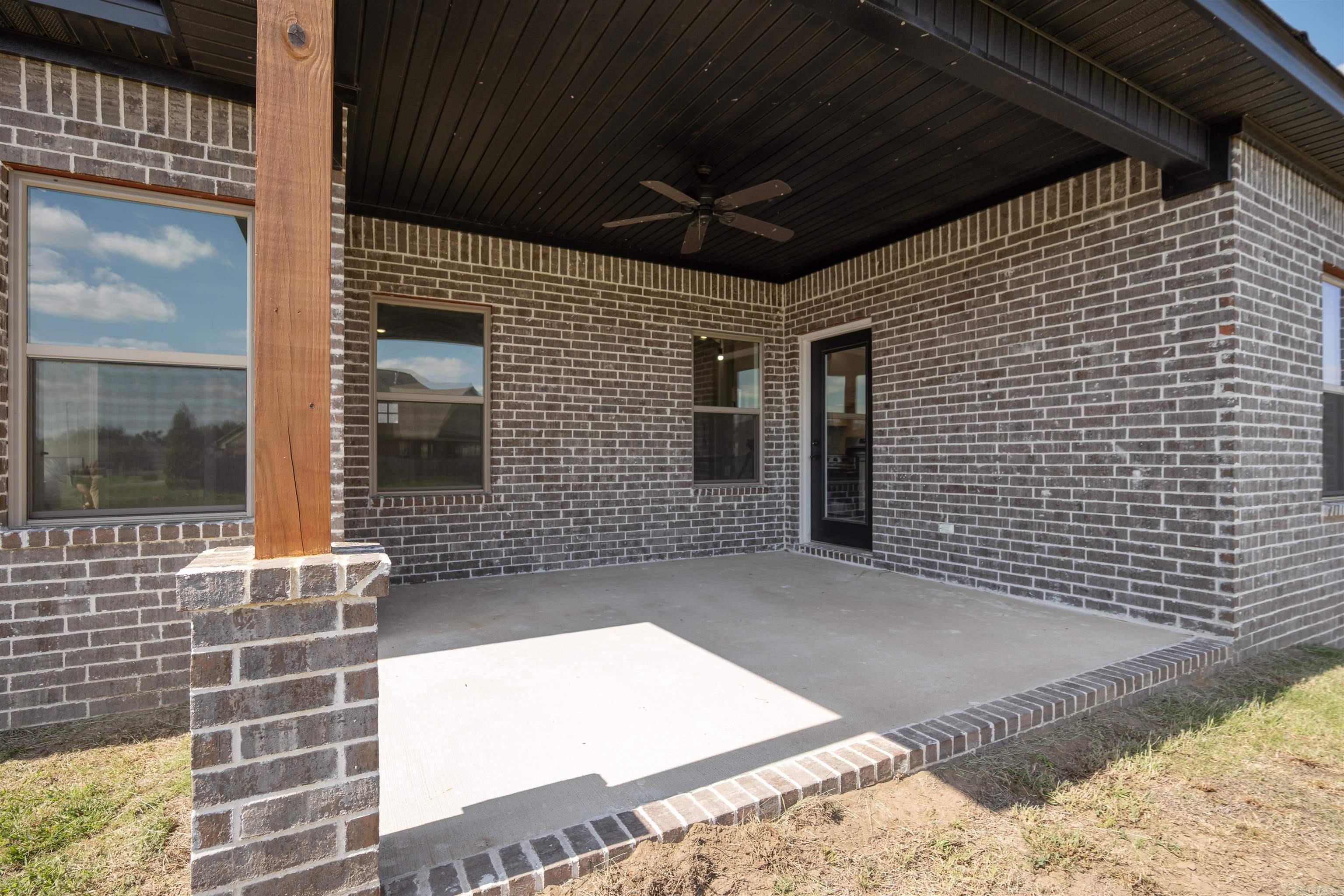 160 Pintail Pointe  Manila, AR