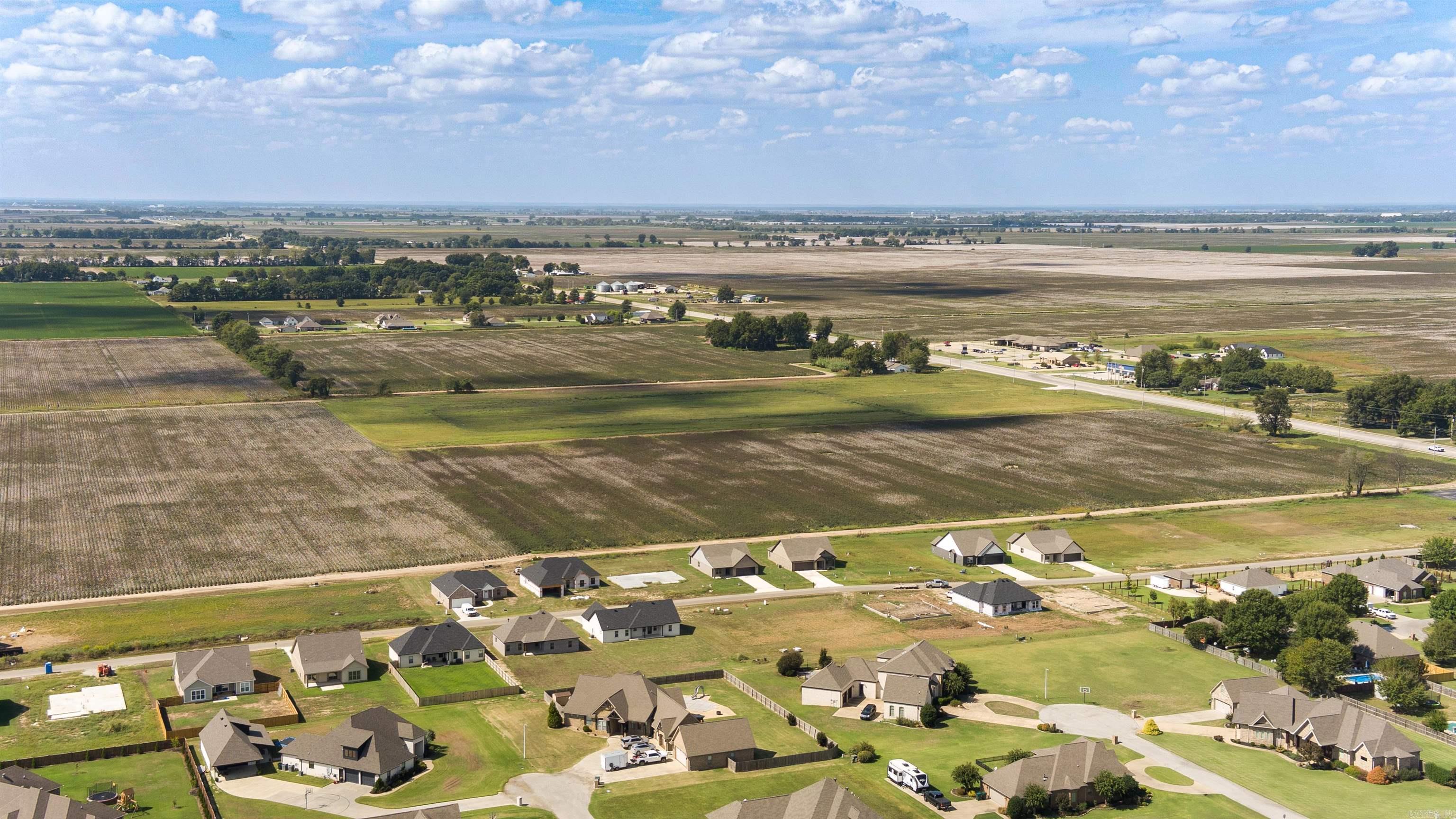 160 Pintail Pointe  Manila, AR