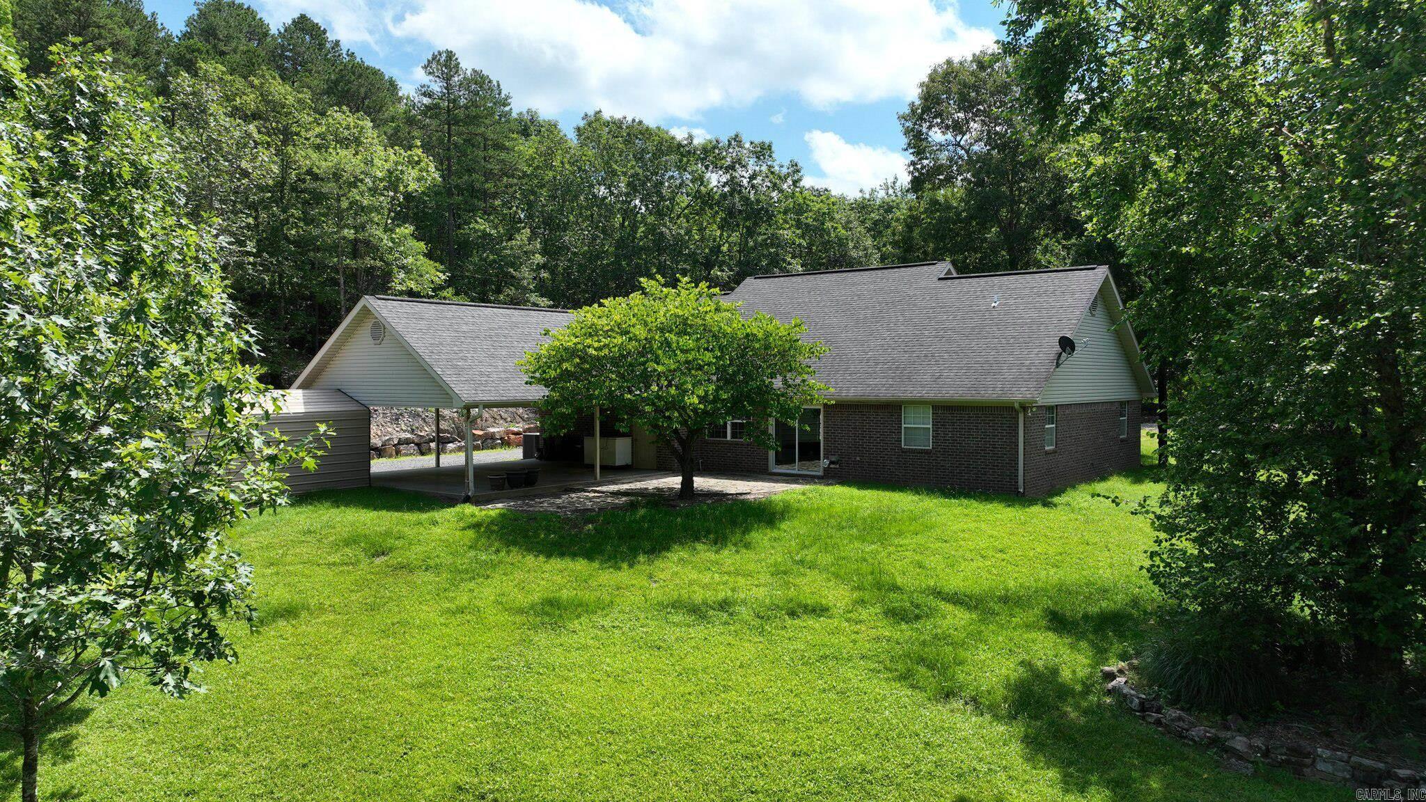137 Gone Fishin Lane Mena, AR 71953