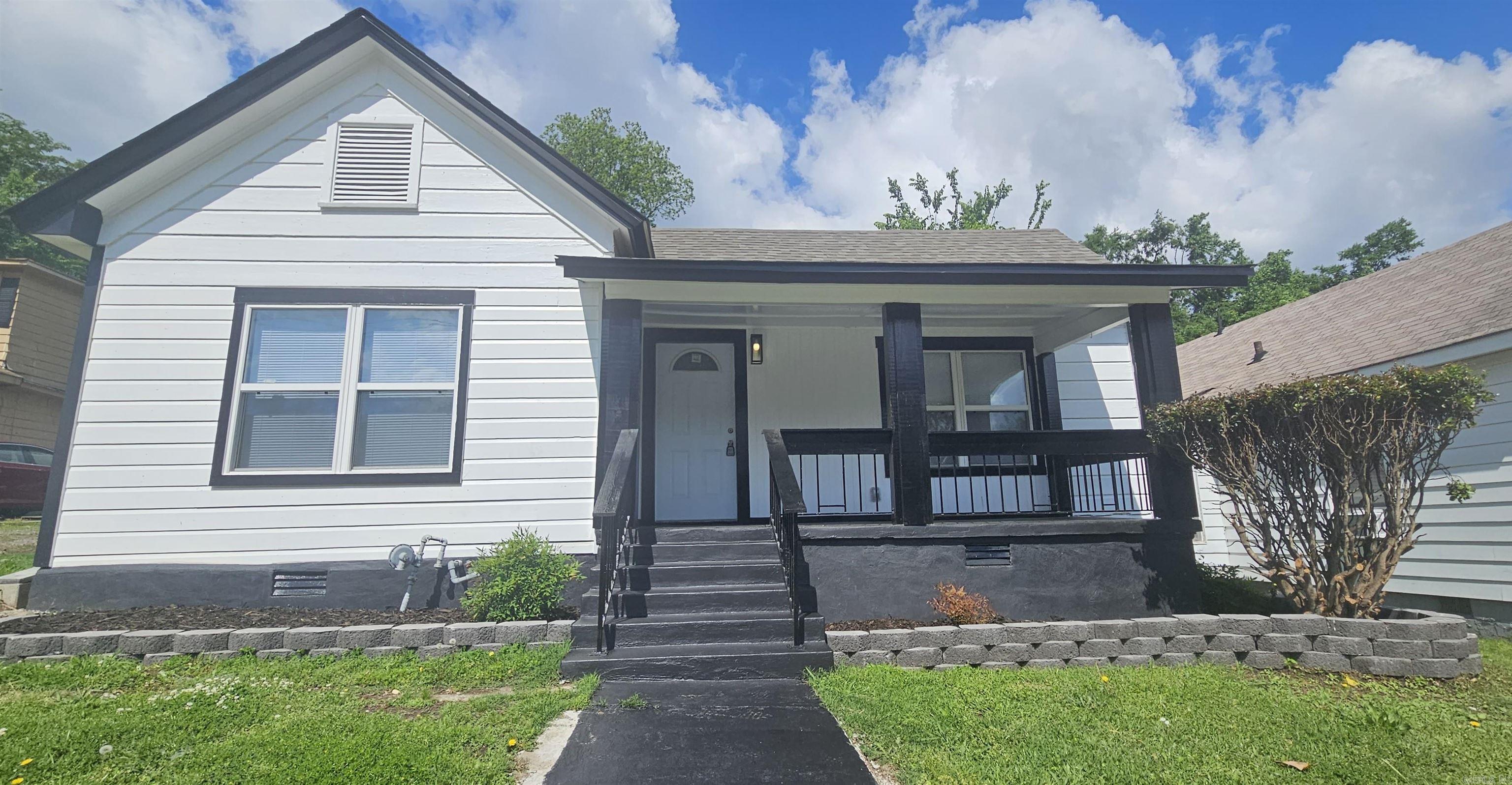 2720 S Spring  Little Rock, AR