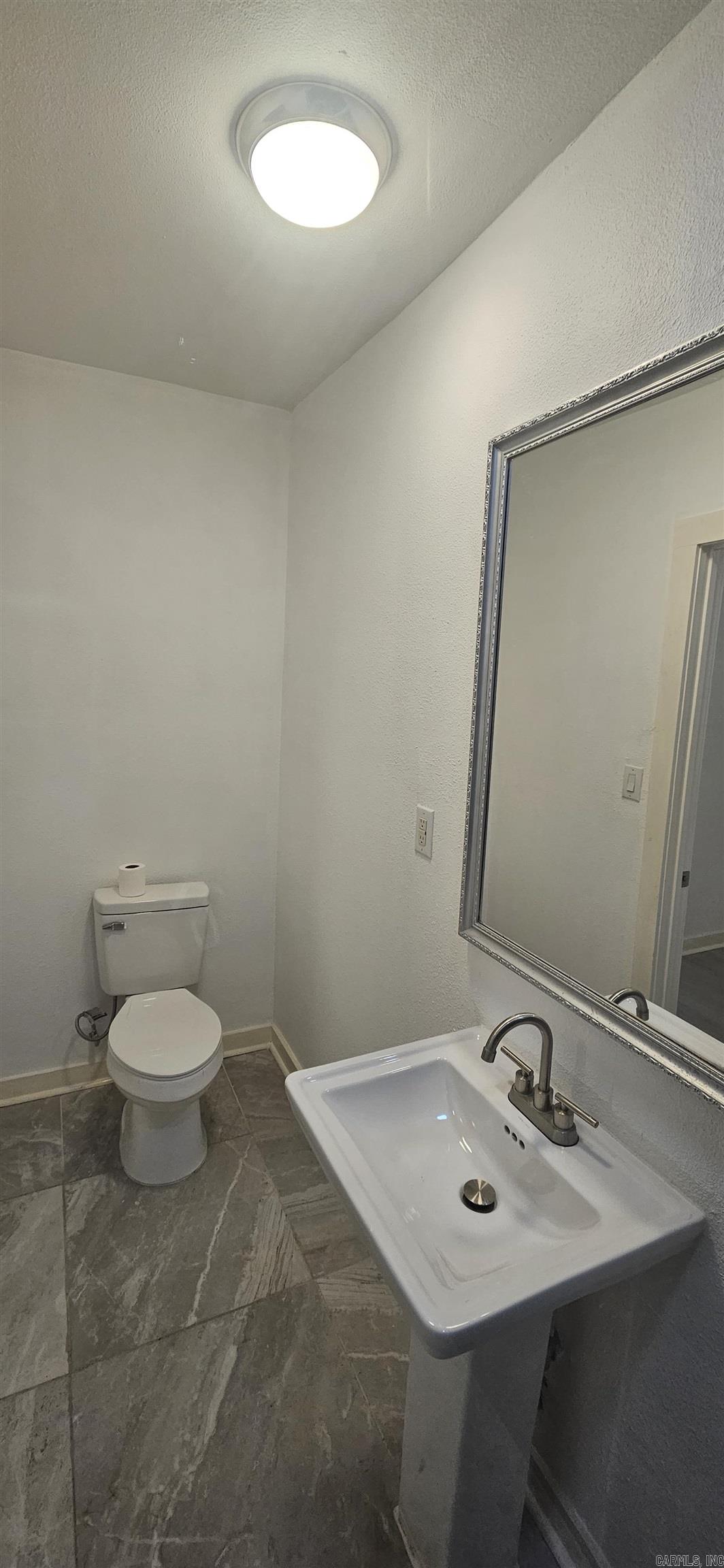 2720 S Spring  Little Rock, AR