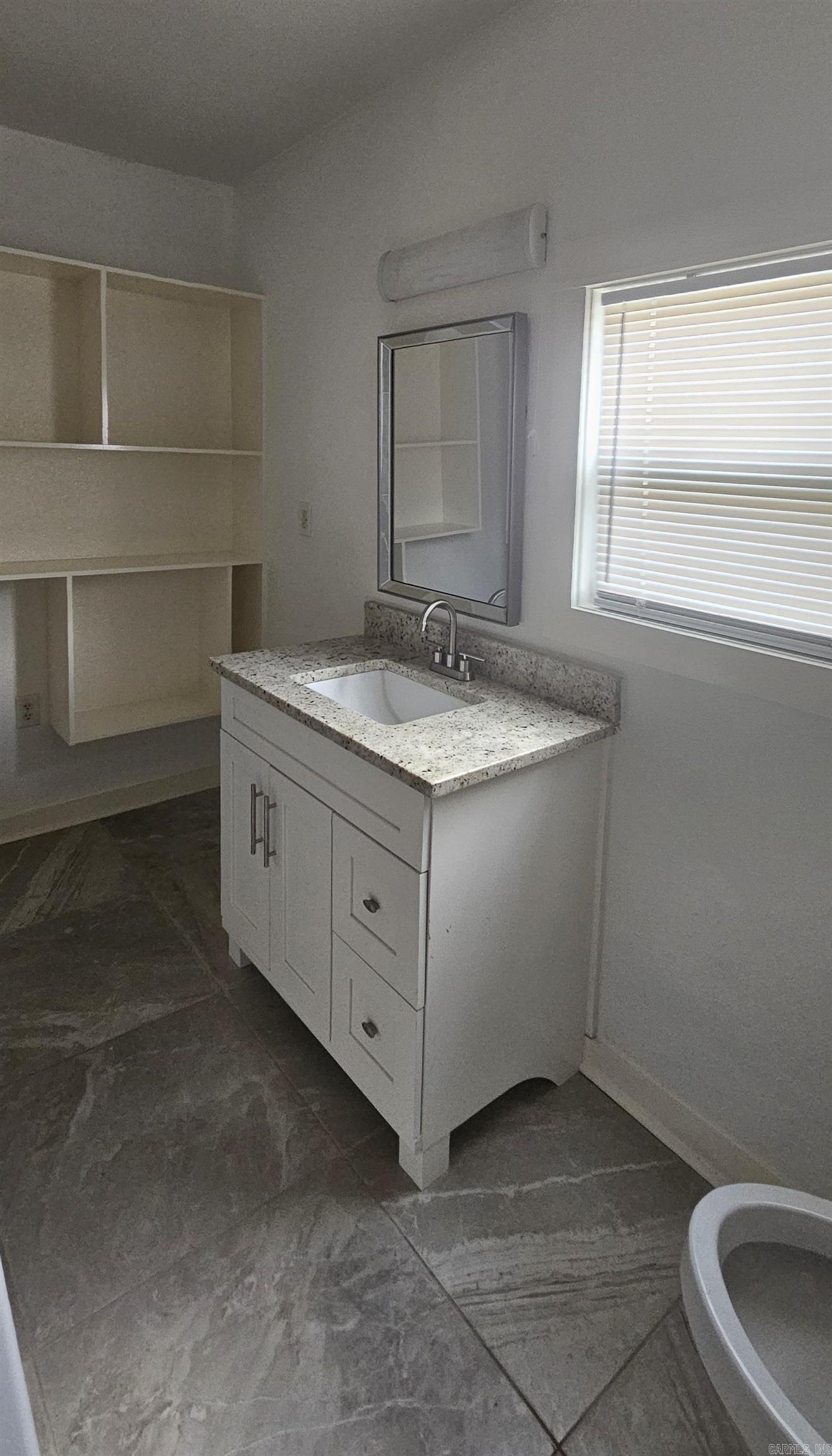 2720 S Spring  Little Rock, AR