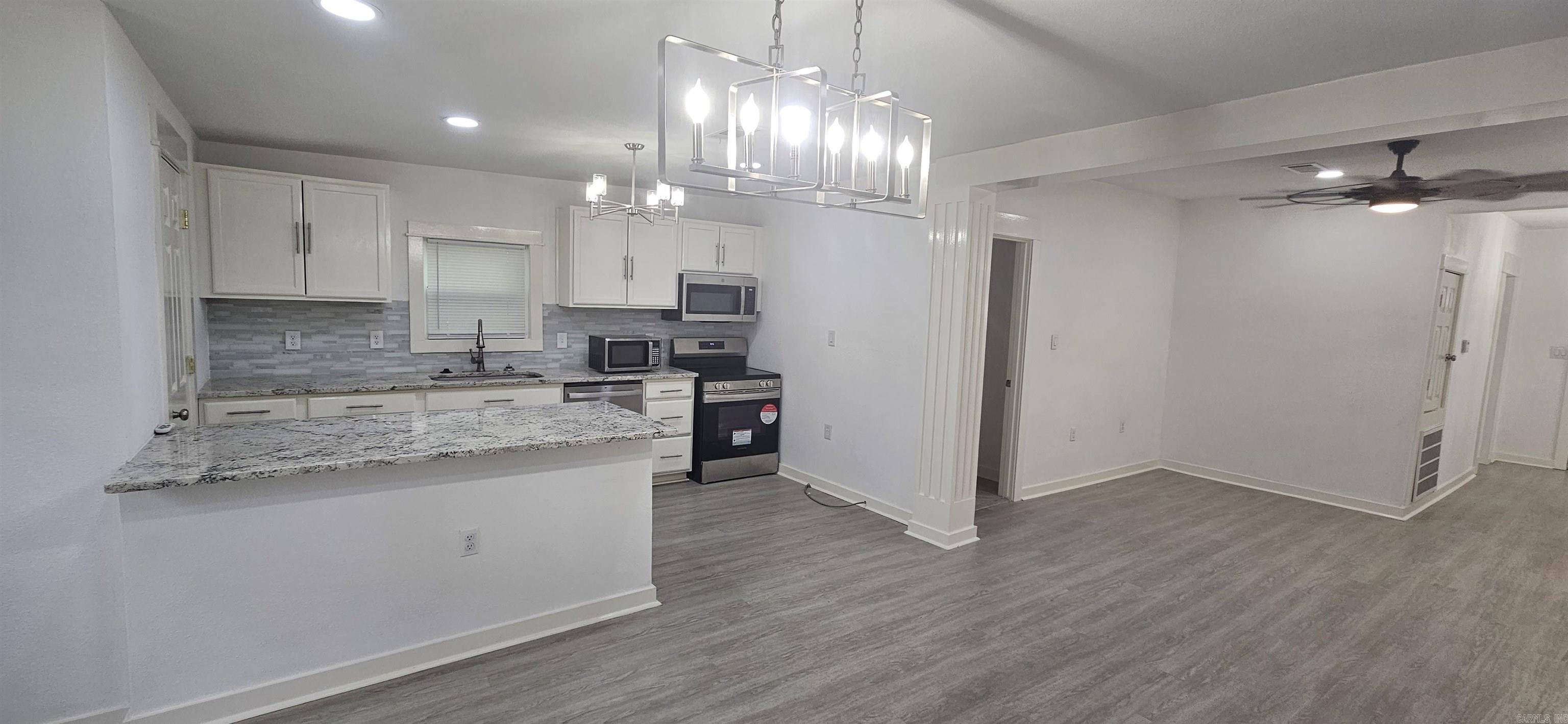2720 S Spring  Little Rock, AR