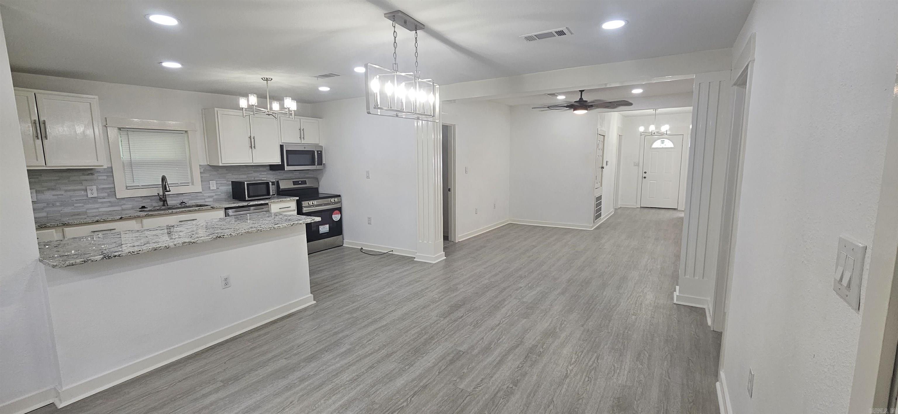 2720 S Spring  Little Rock, AR