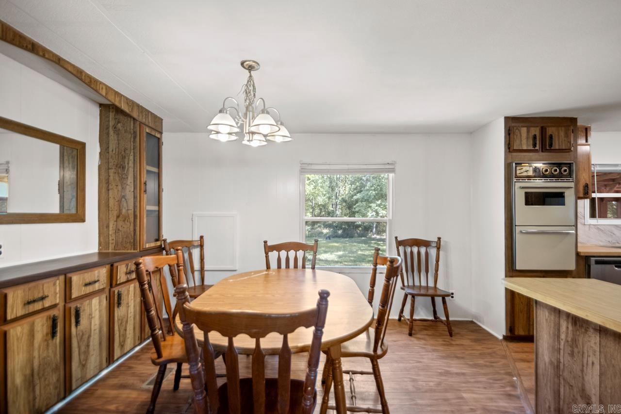 1504 W Woodson Lateral Rd  Hensley, AR