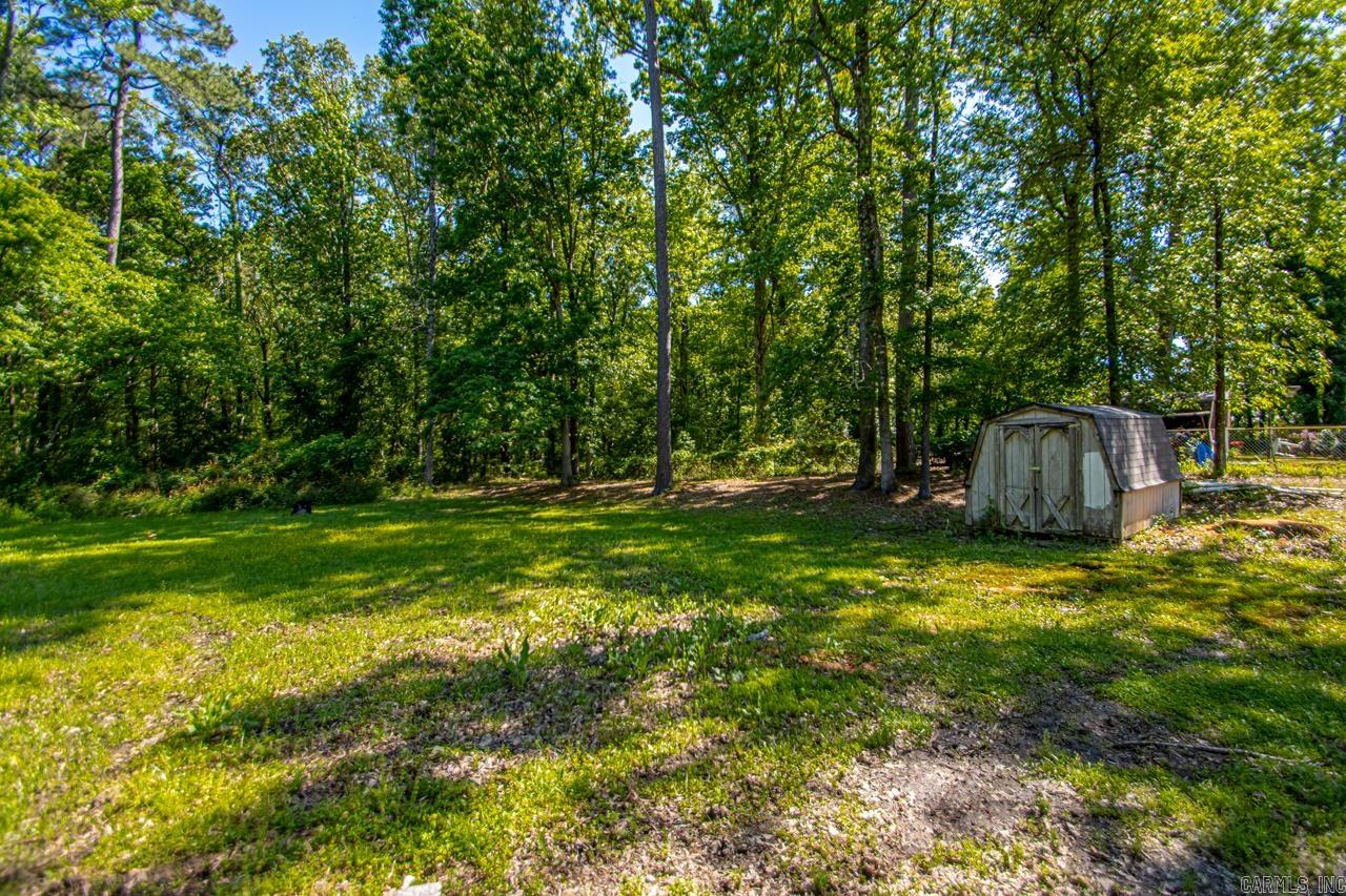 1504 W Woodson Lateral Rd  Hensley, AR