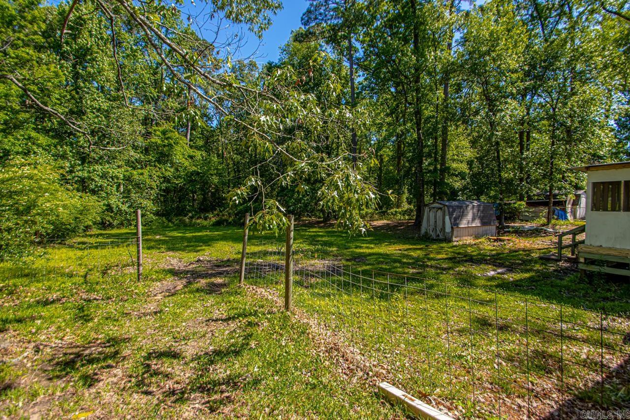 1504 W Woodson Lateral Rd  Hensley, AR