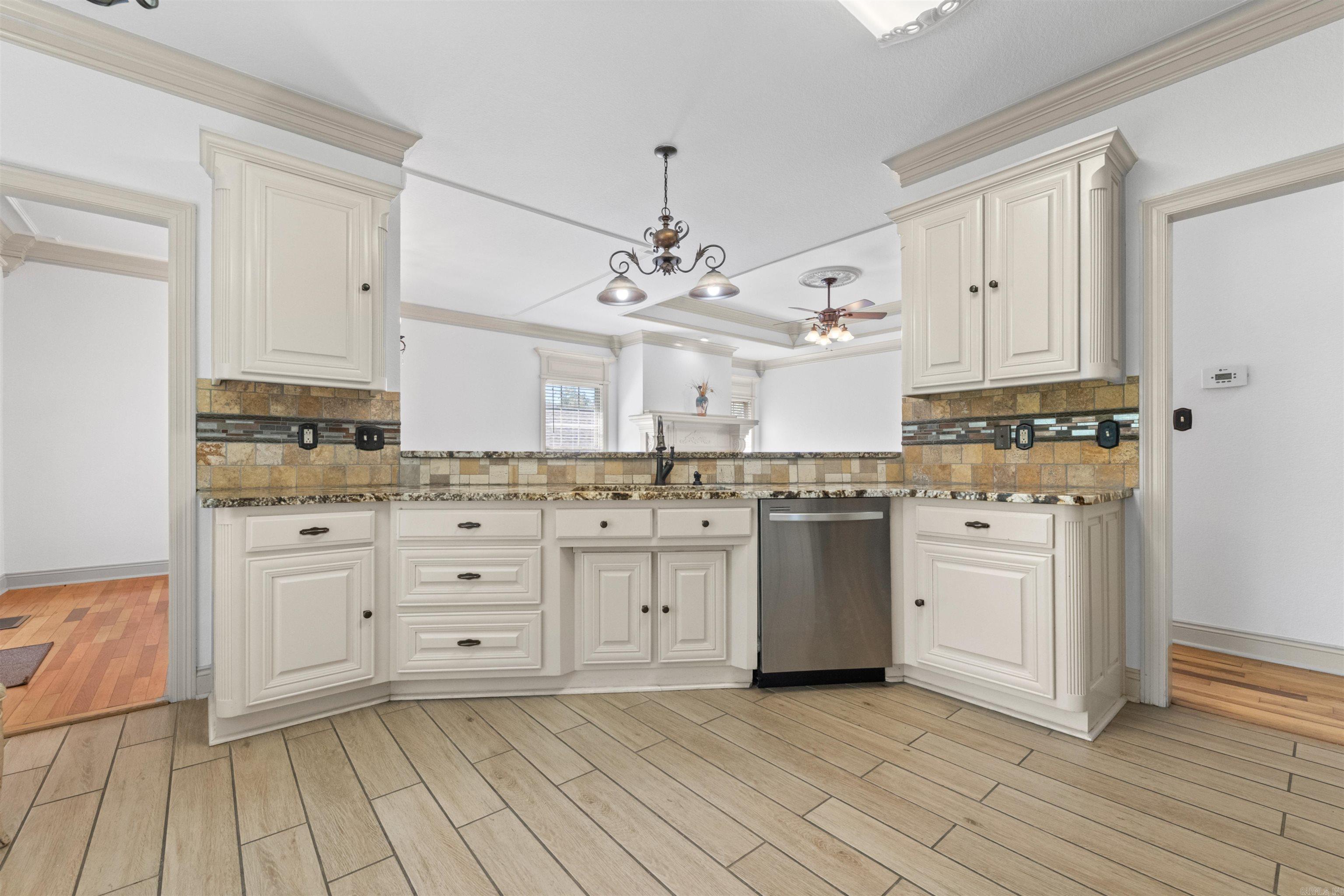 136 Ridgecrest Square  Cabot, AR