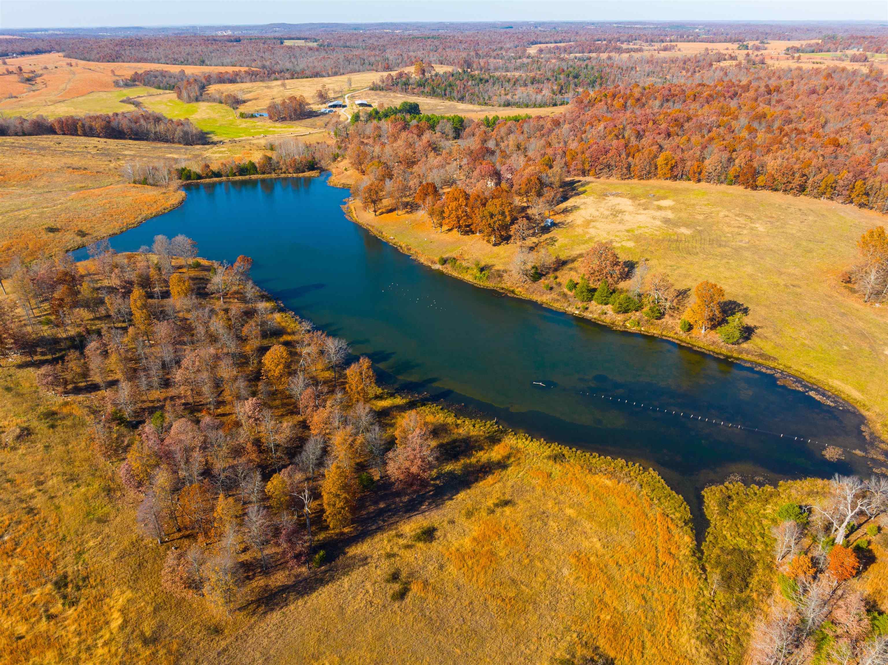 717 Green Valley Ln Viola, AR 72583