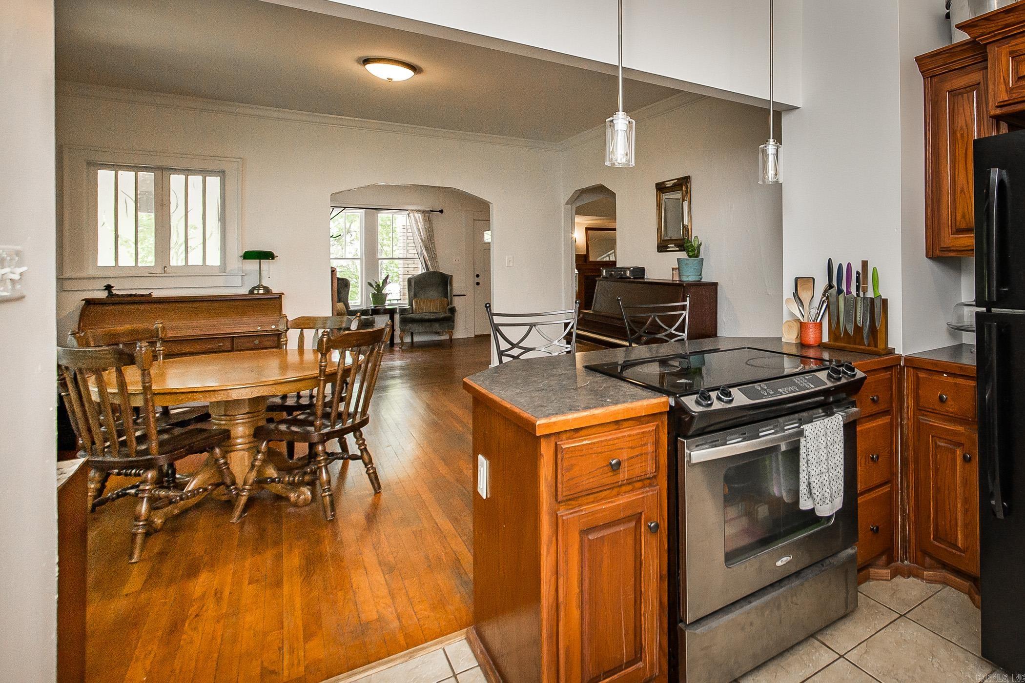 2420  Marshall  Little Rock, AR
