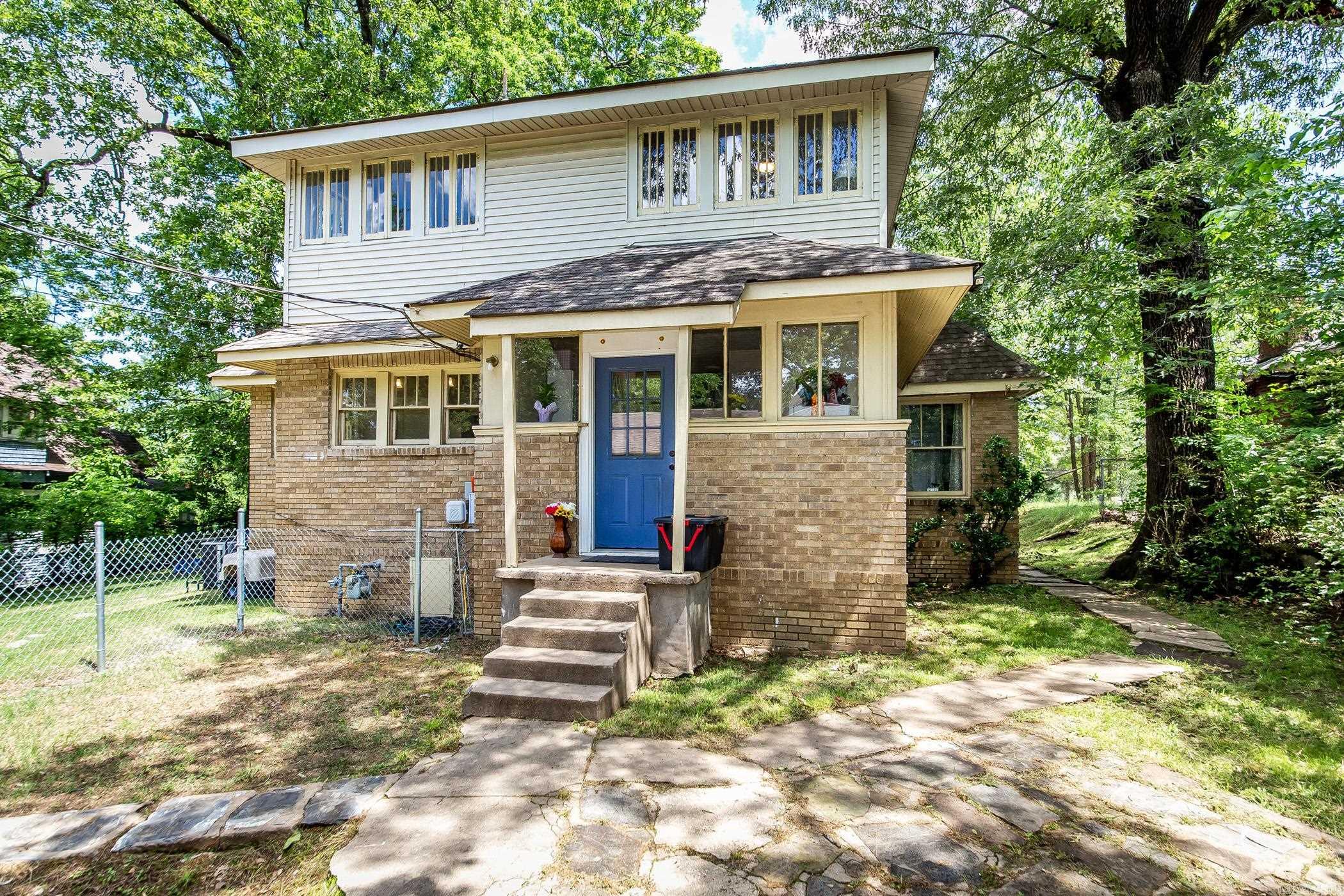 2420  Marshall  Little Rock, AR