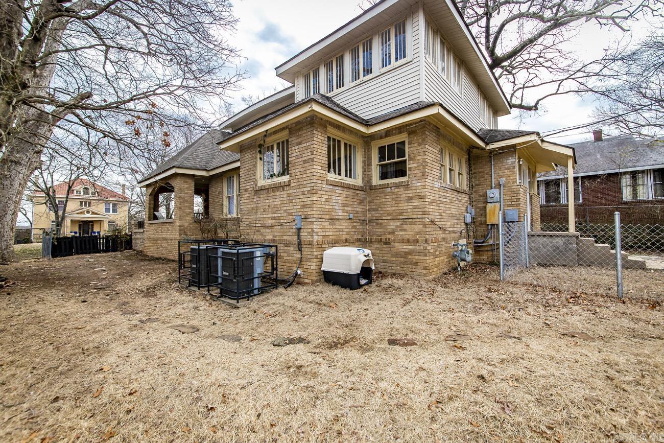 2420  Marshall  Little Rock, AR