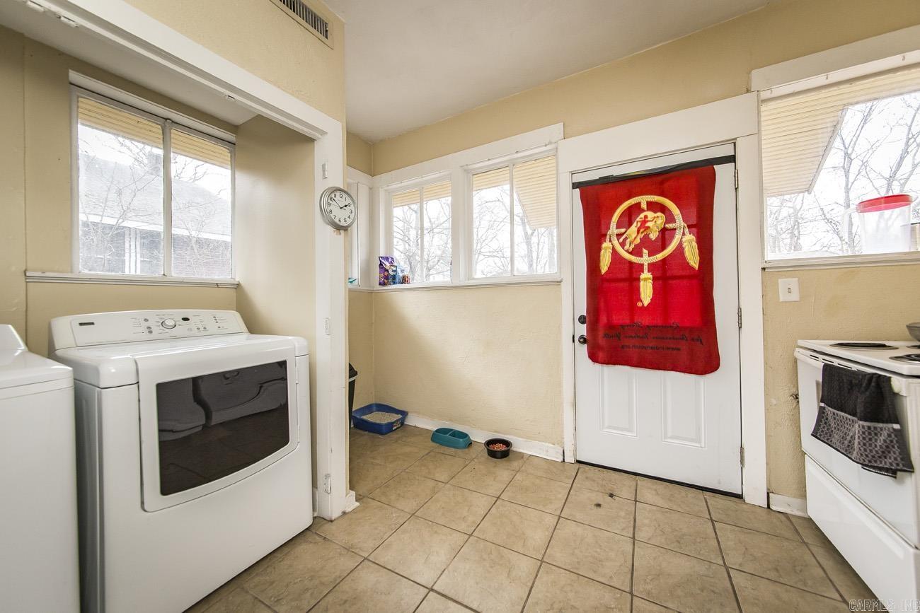 2420  Marshall  Little Rock, AR