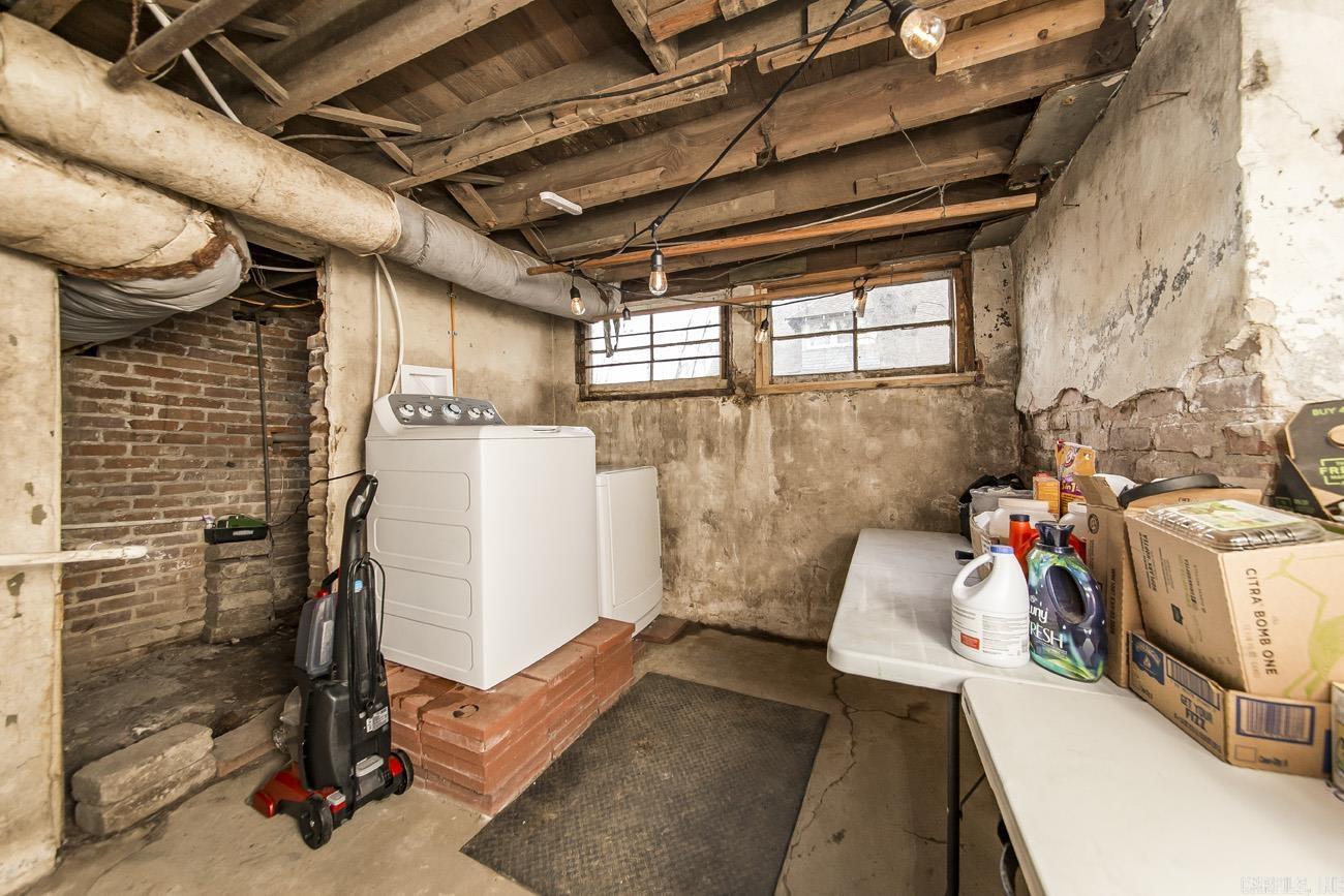 2420  Marshall  Little Rock, AR