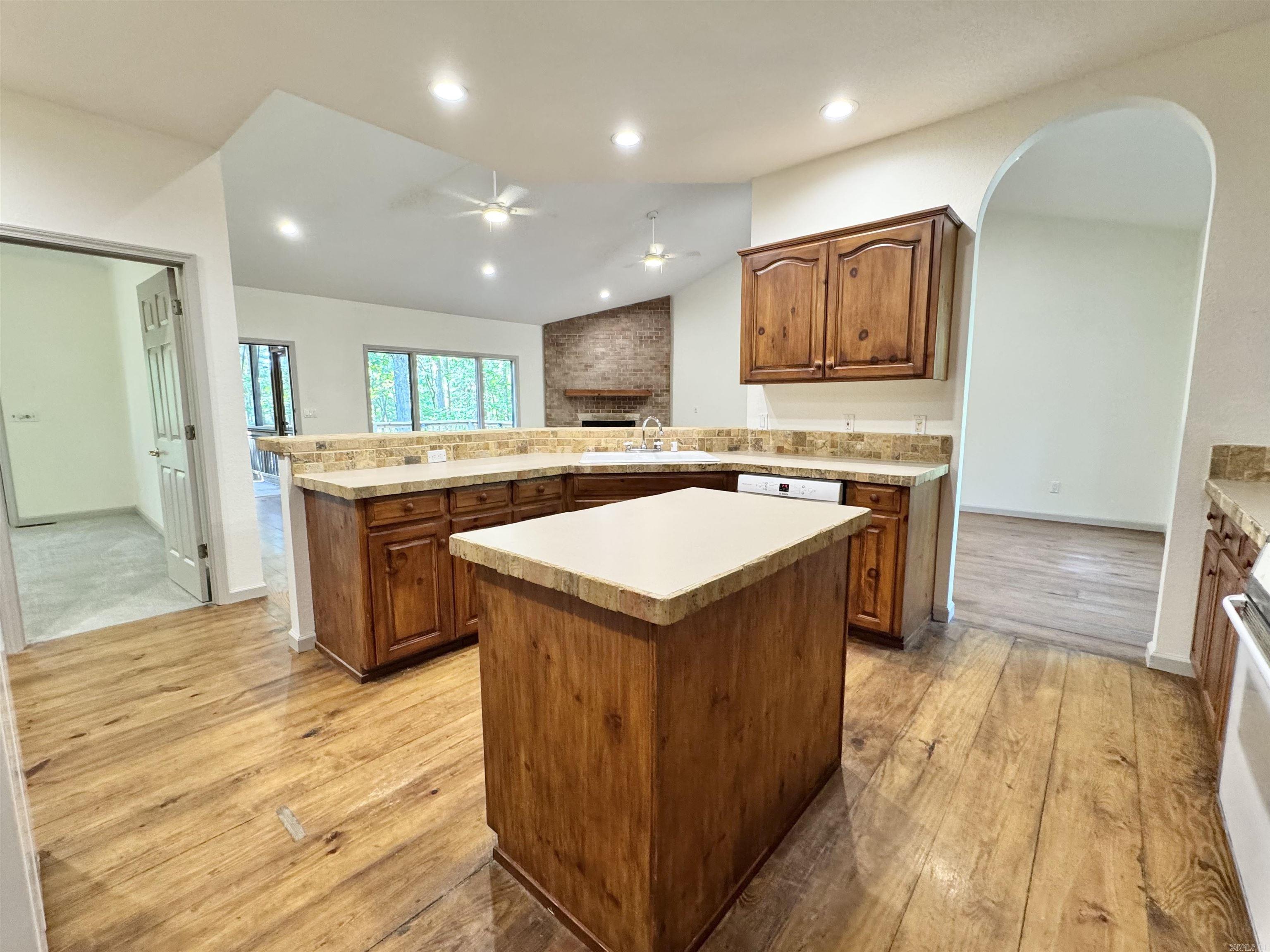 5  Caceres  Hot Springs Village, AR