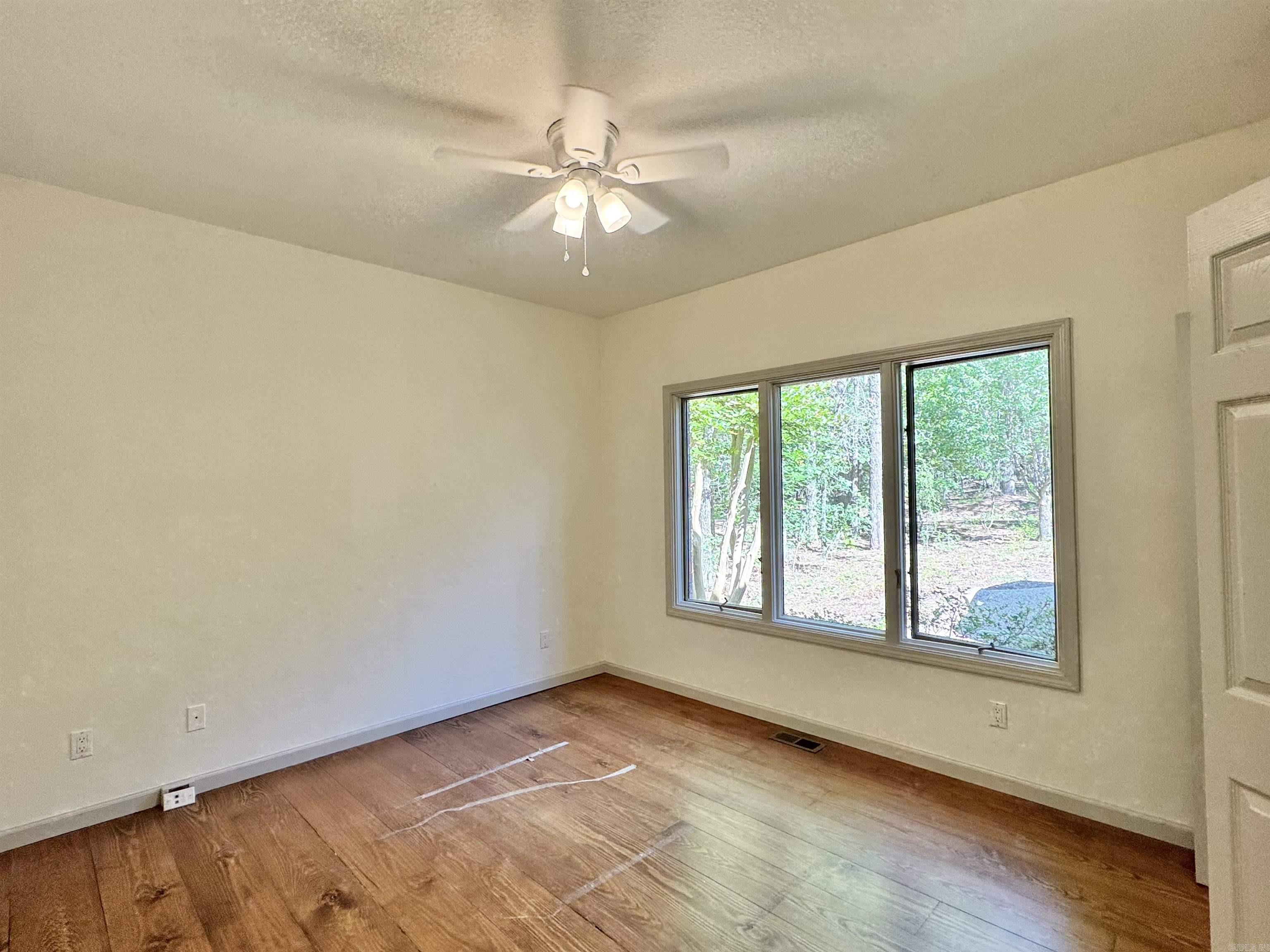 5  Caceres  Hot Springs Village, AR