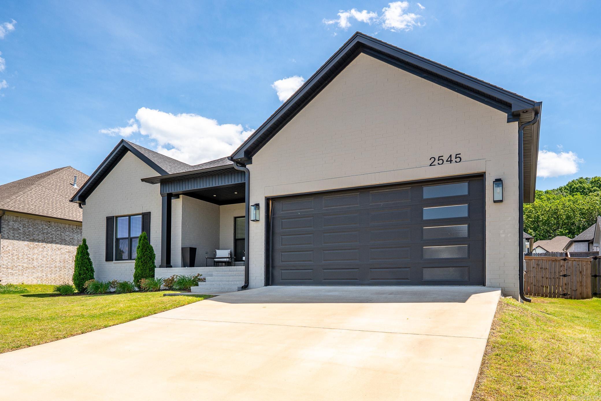 2545  Lilac  Conway, AR