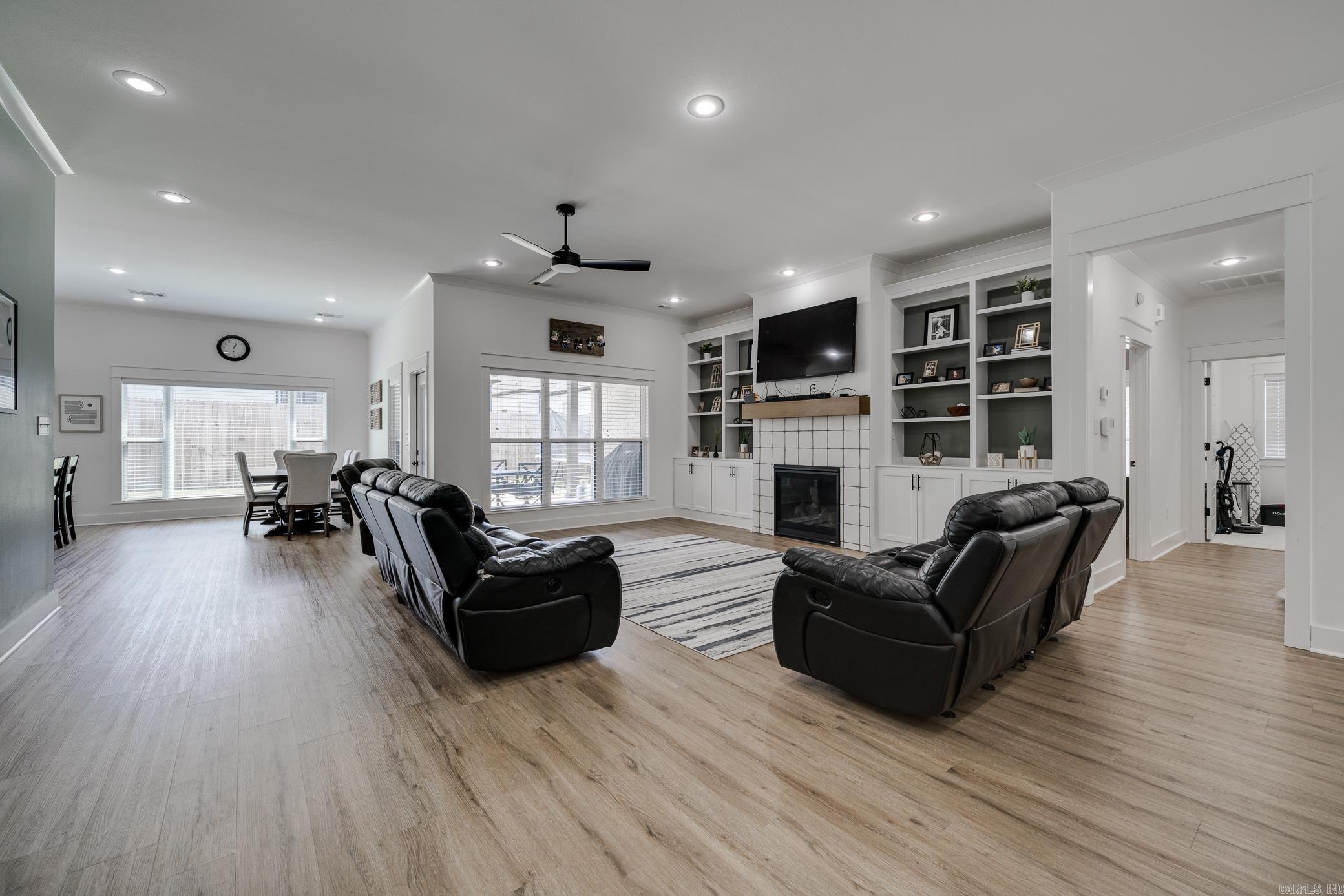2545  Lilac  Conway, AR