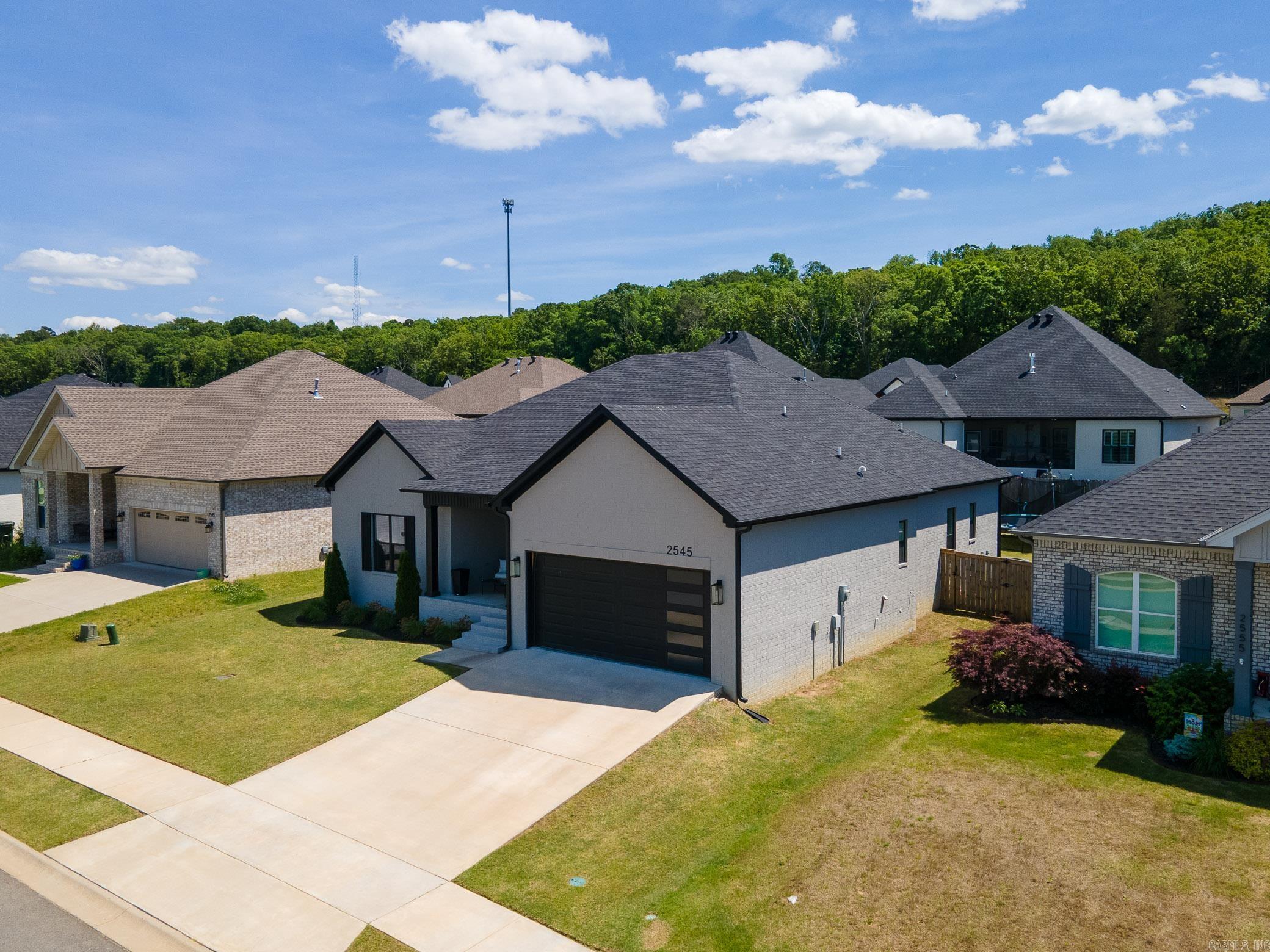 2545  Lilac  Conway, AR