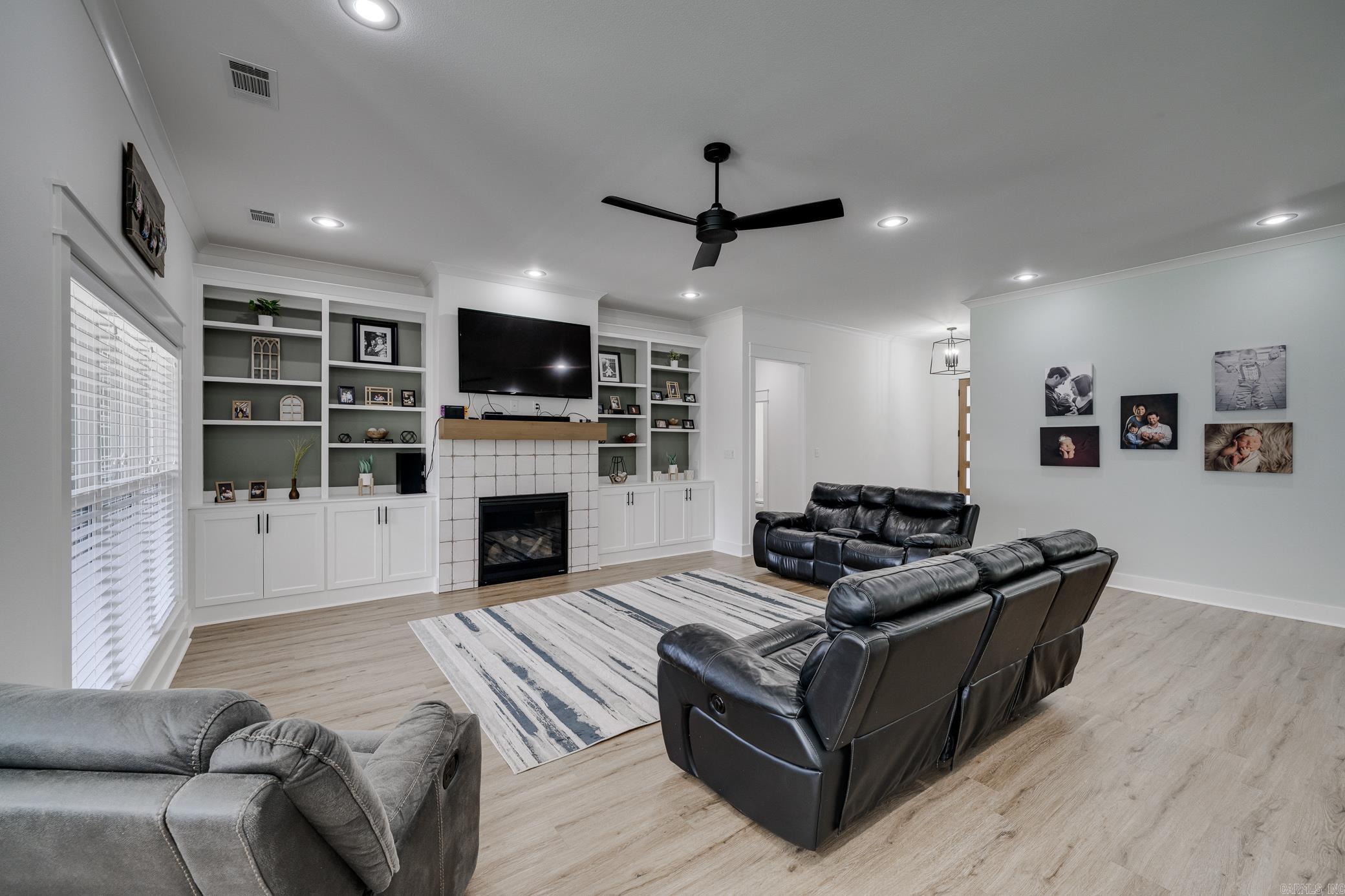 2545  Lilac  Conway, AR