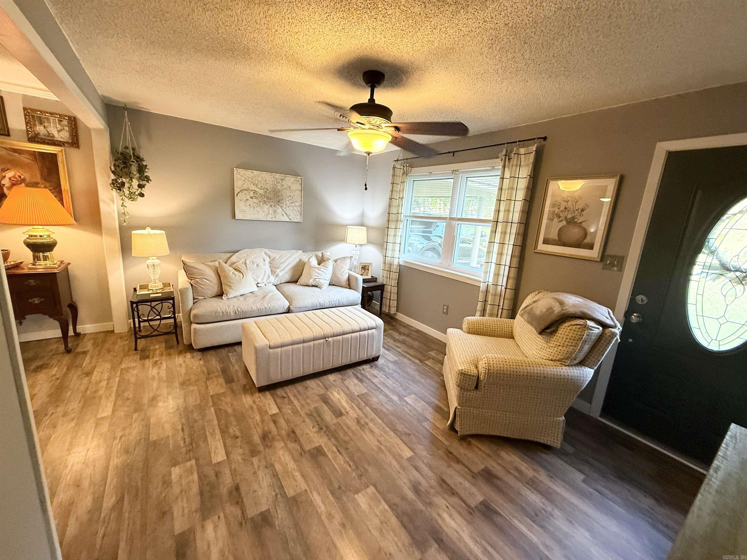 1304  Deener  Searcy, AR