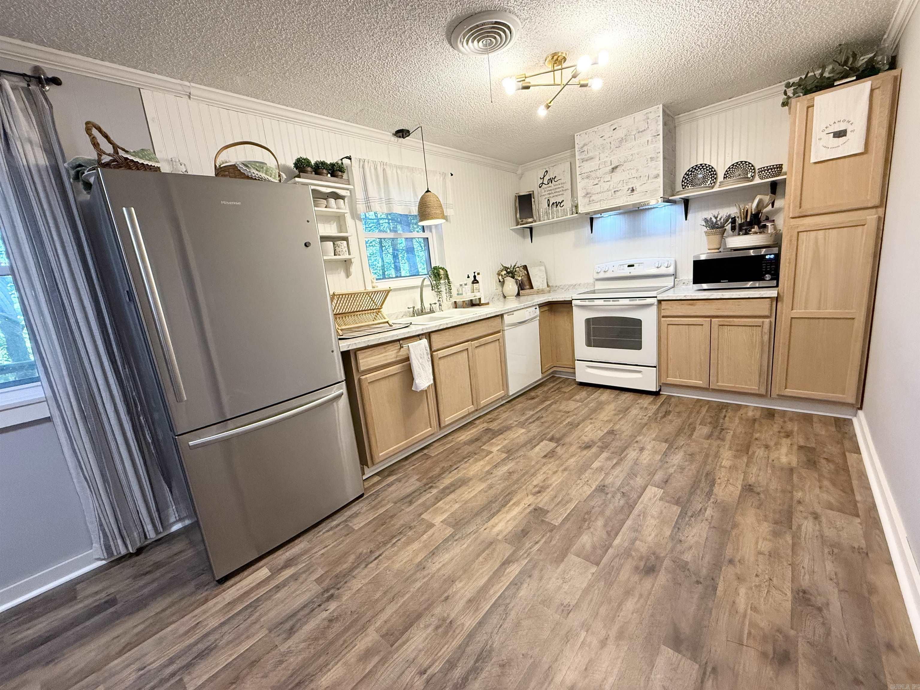 1304  Deener  Searcy, AR