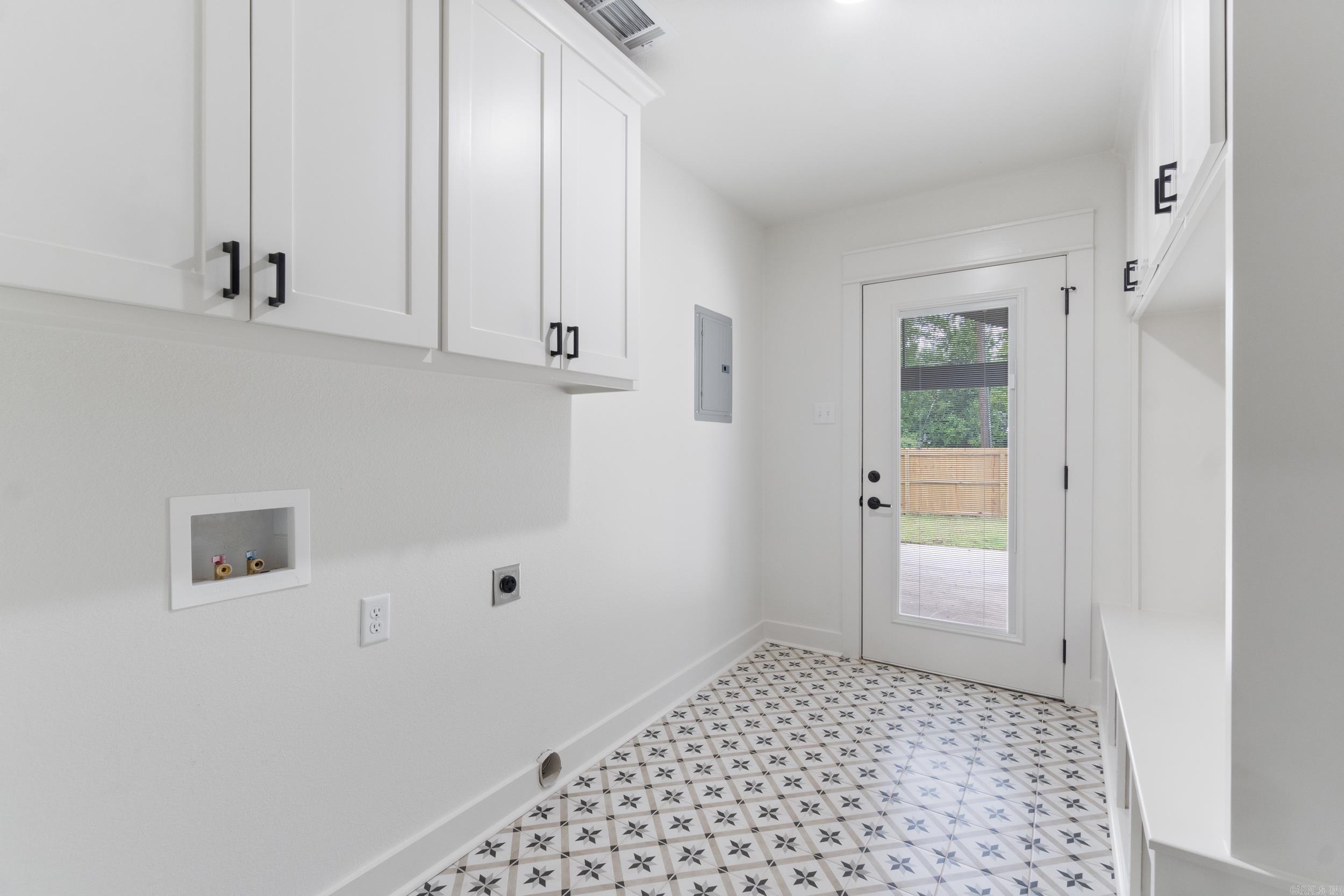 1717  Robins  Conway, AR