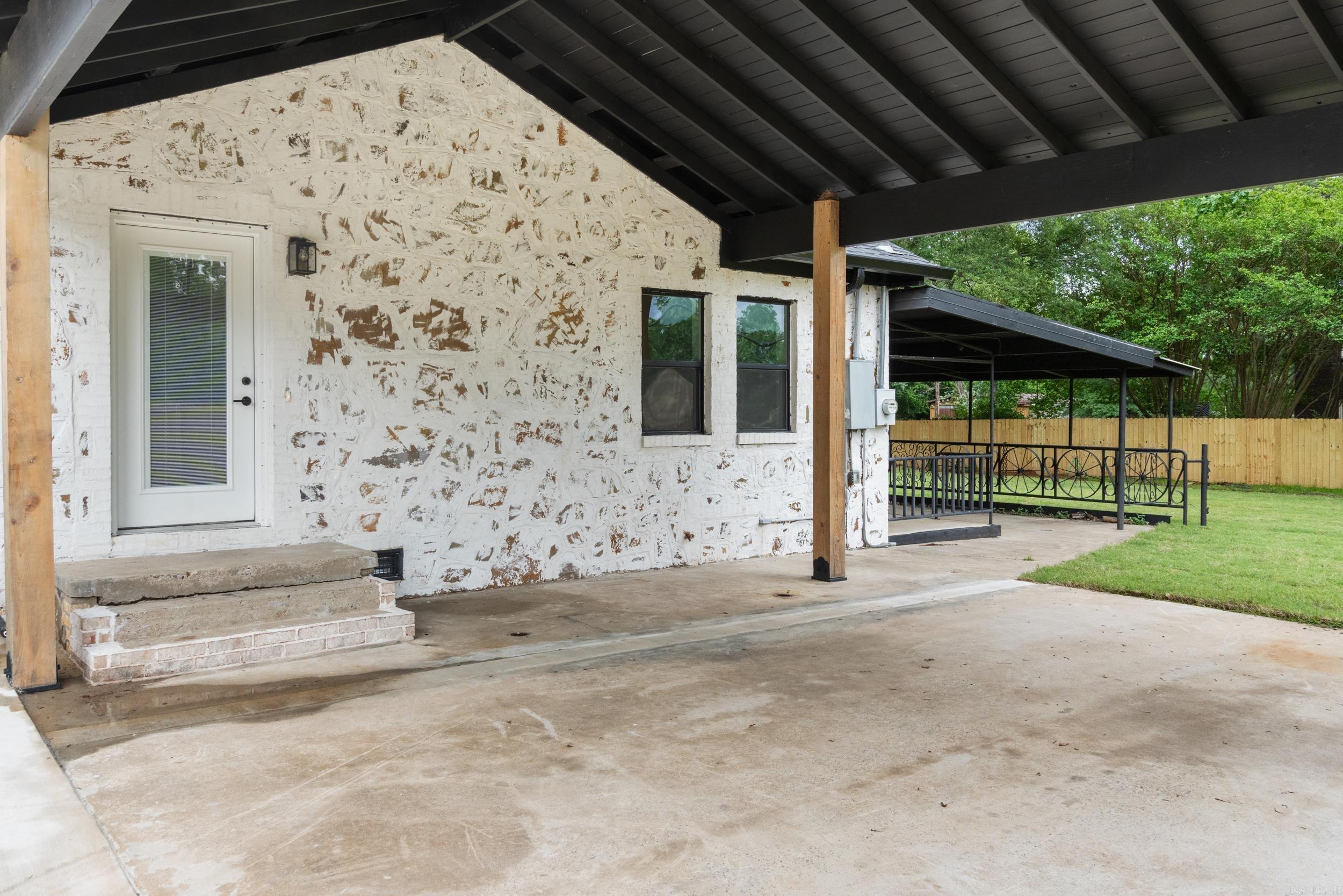 1717  Robins  Conway, AR