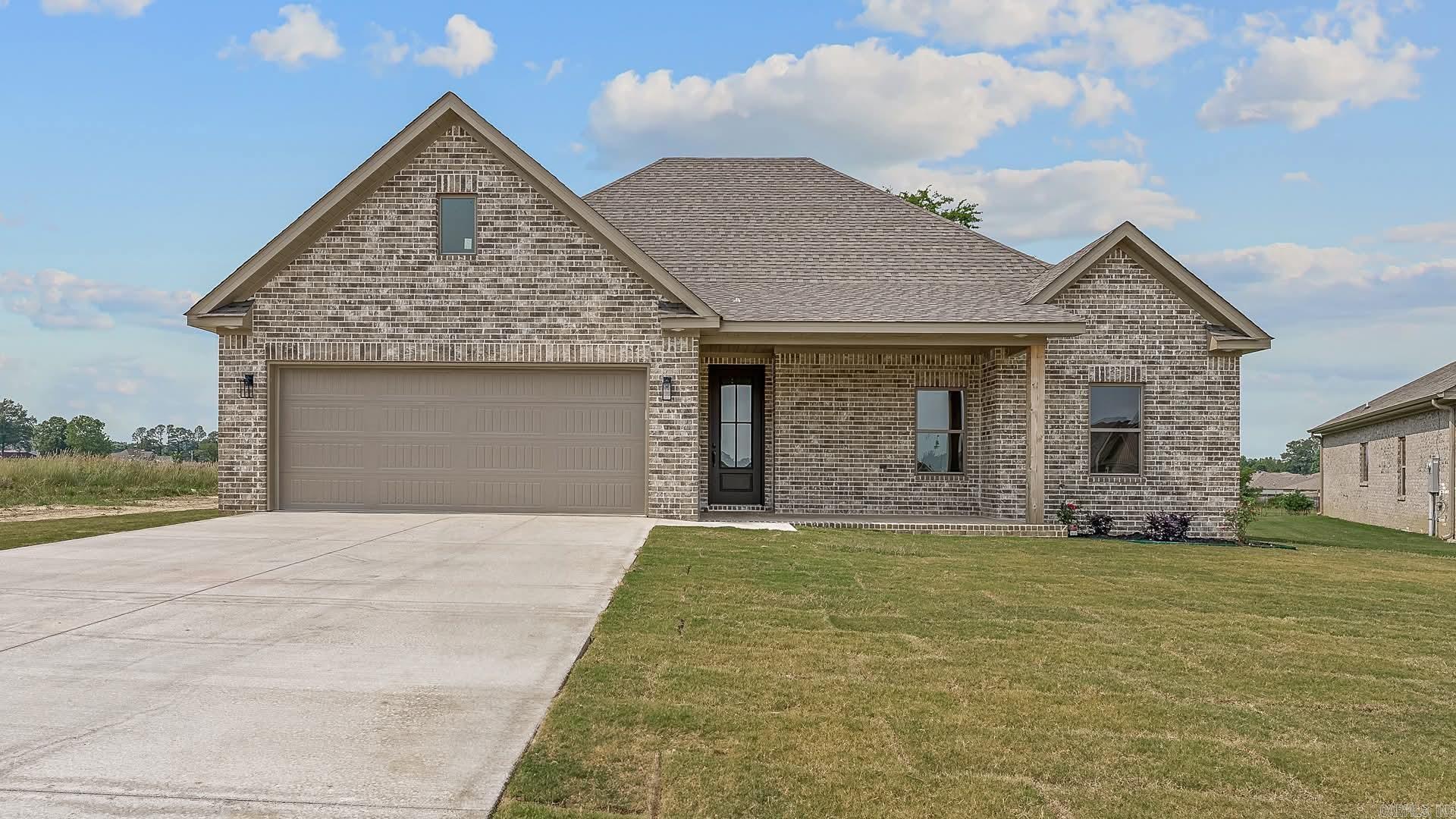 129 Hidden Creek