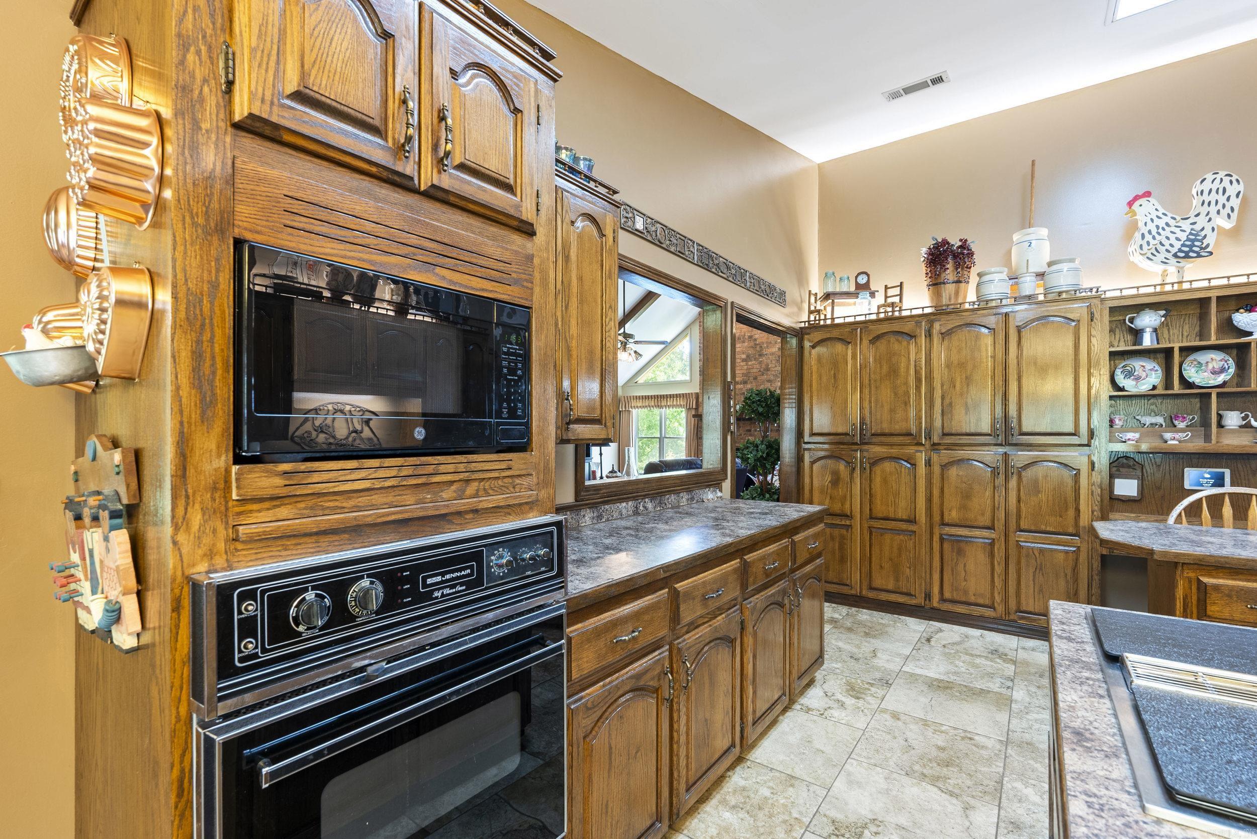 1000  Grandview Heights Dr  Conway, AR