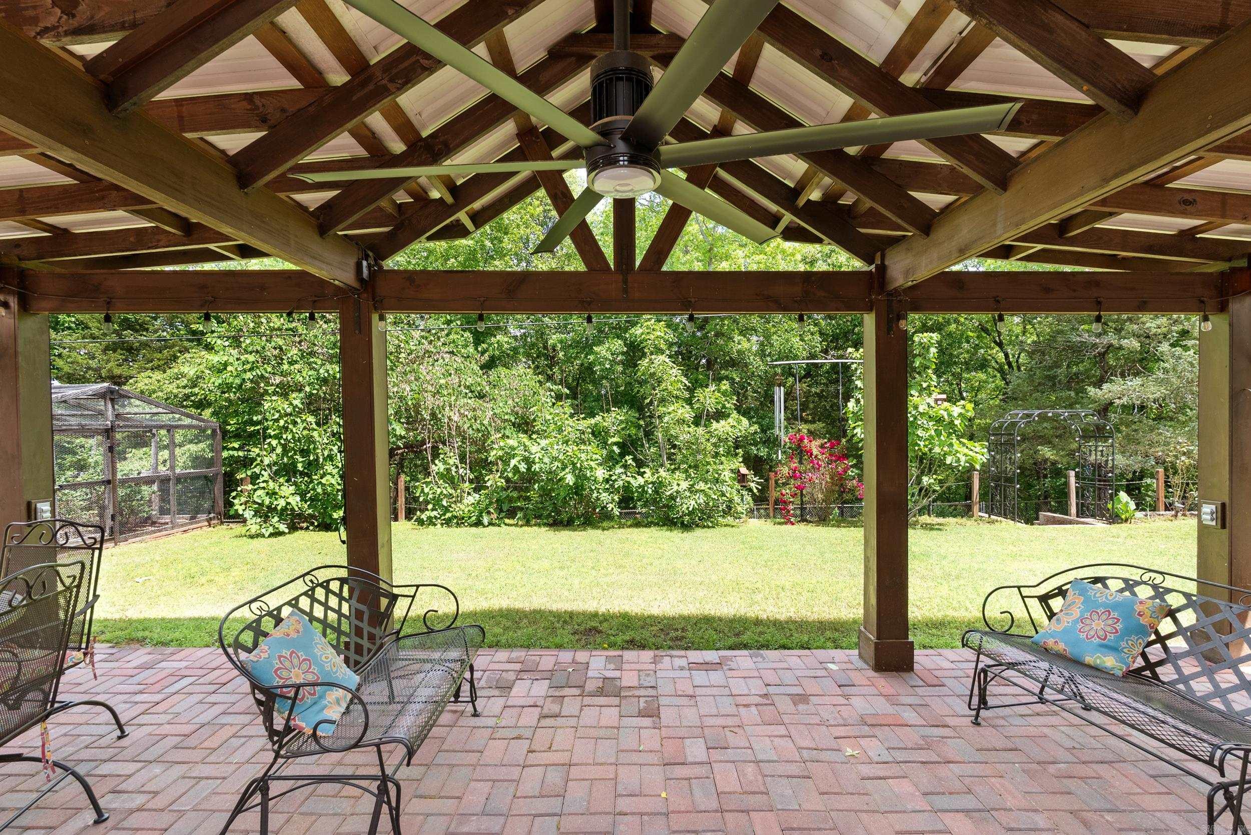 1000  Grandview Heights Dr  Conway, AR