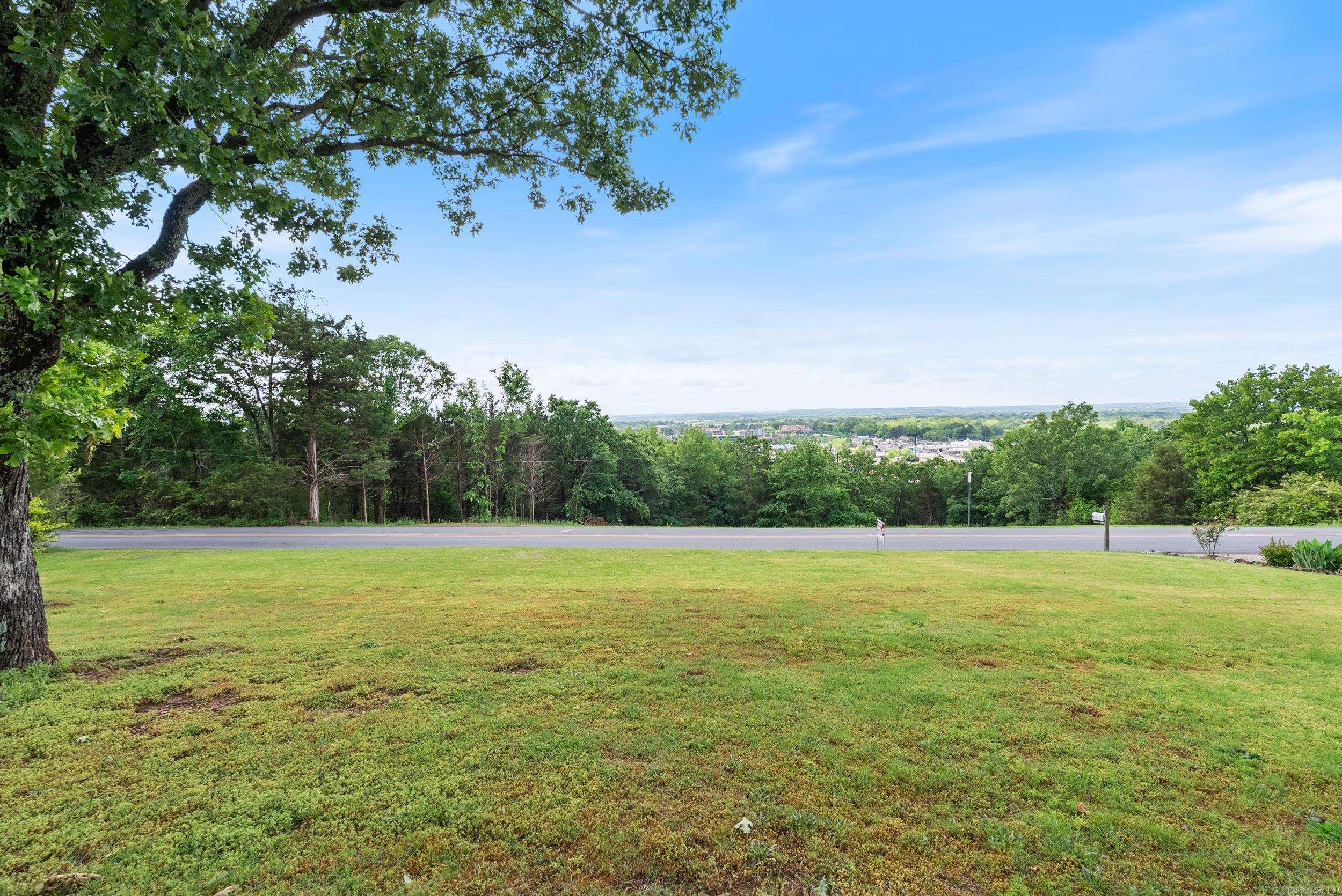 1000  Grandview Heights Dr  Conway, AR