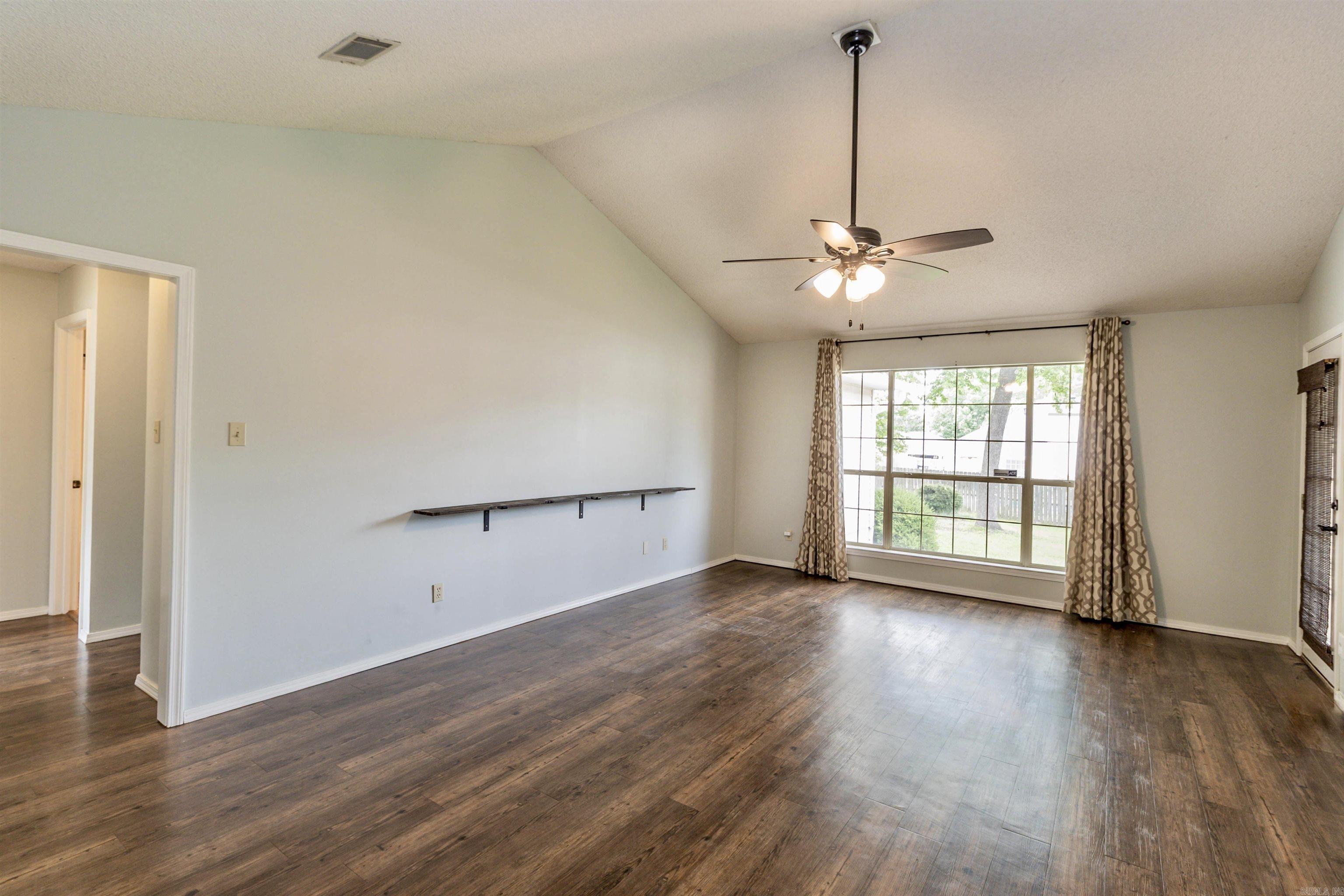1109  Arbor Cove  Benton, AR