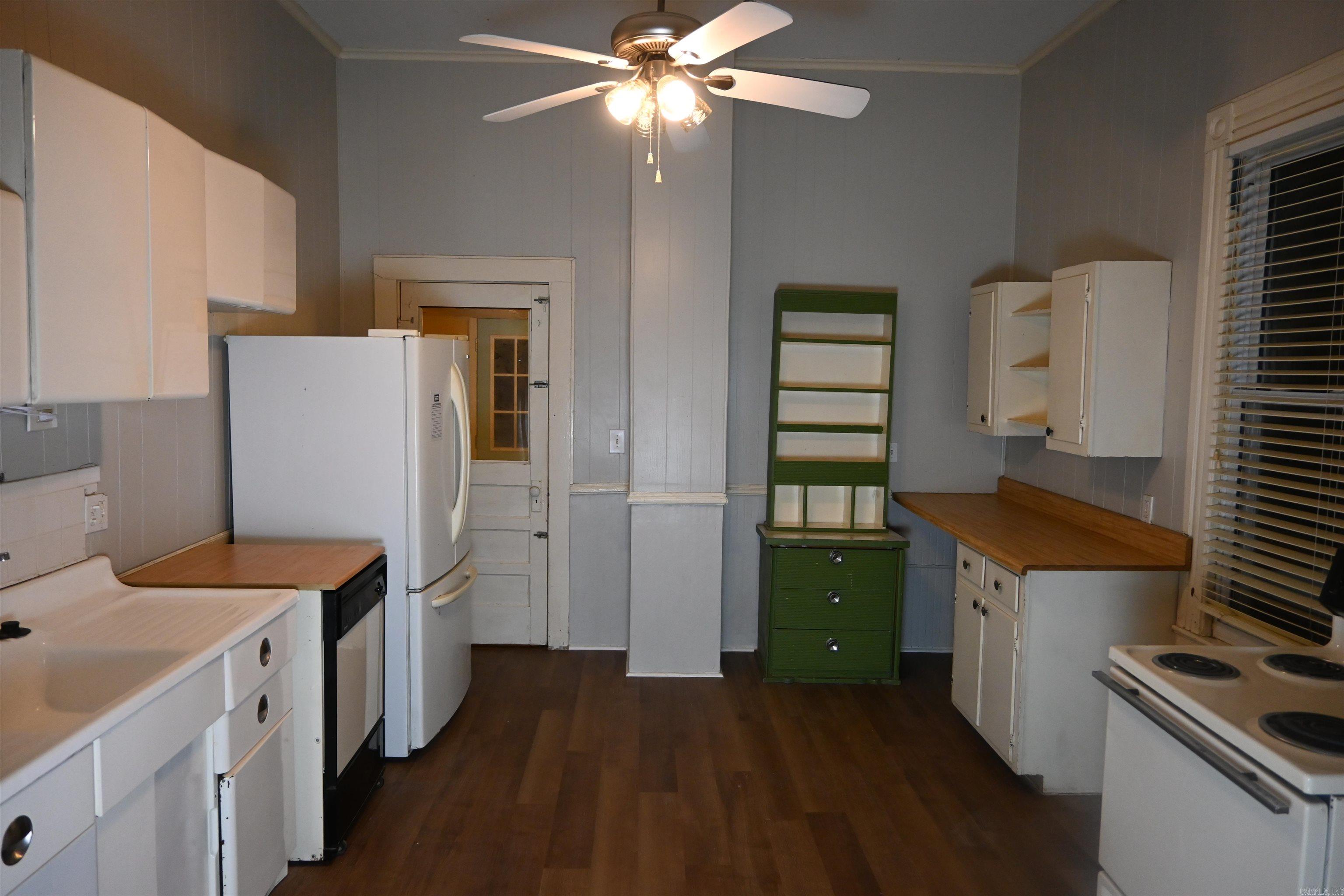 1304 W 9Th St  North Little Rock, AR