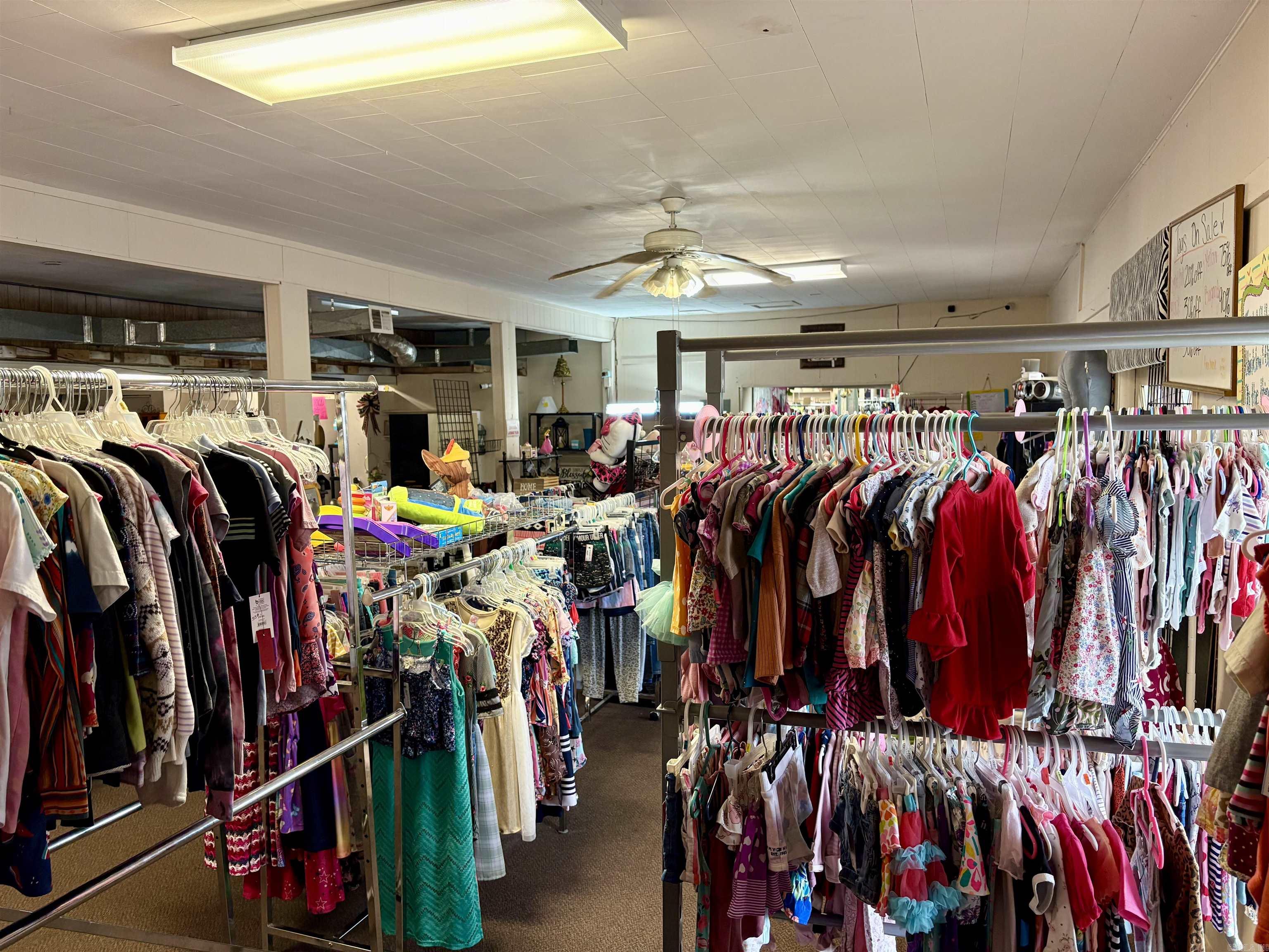 1898 E Market  Searcy, AR