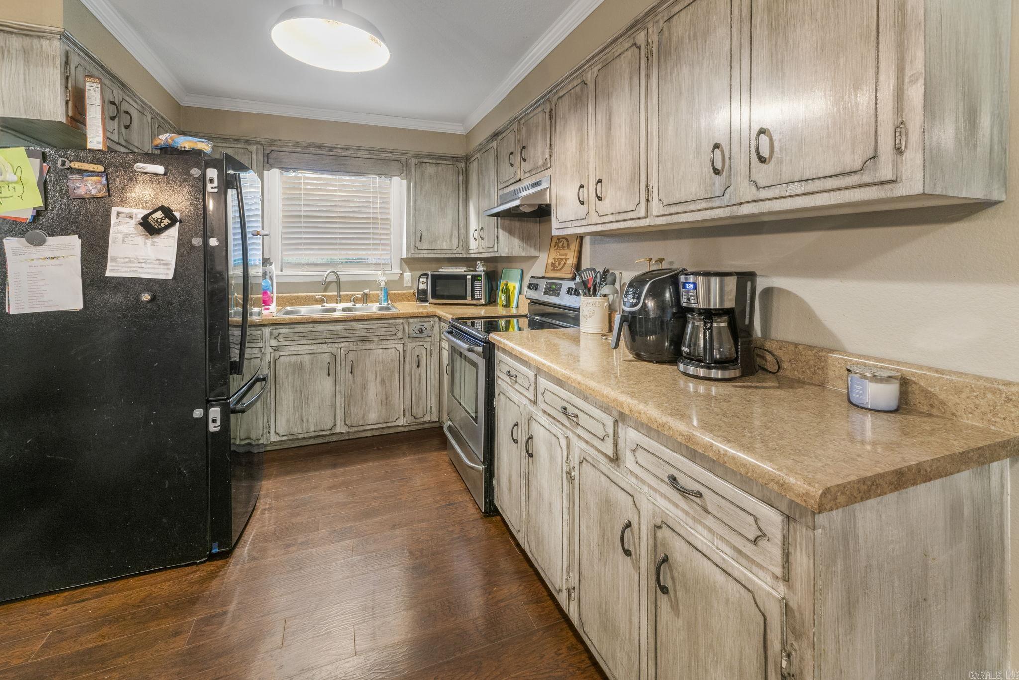 718  Jones  Sheridan, AR