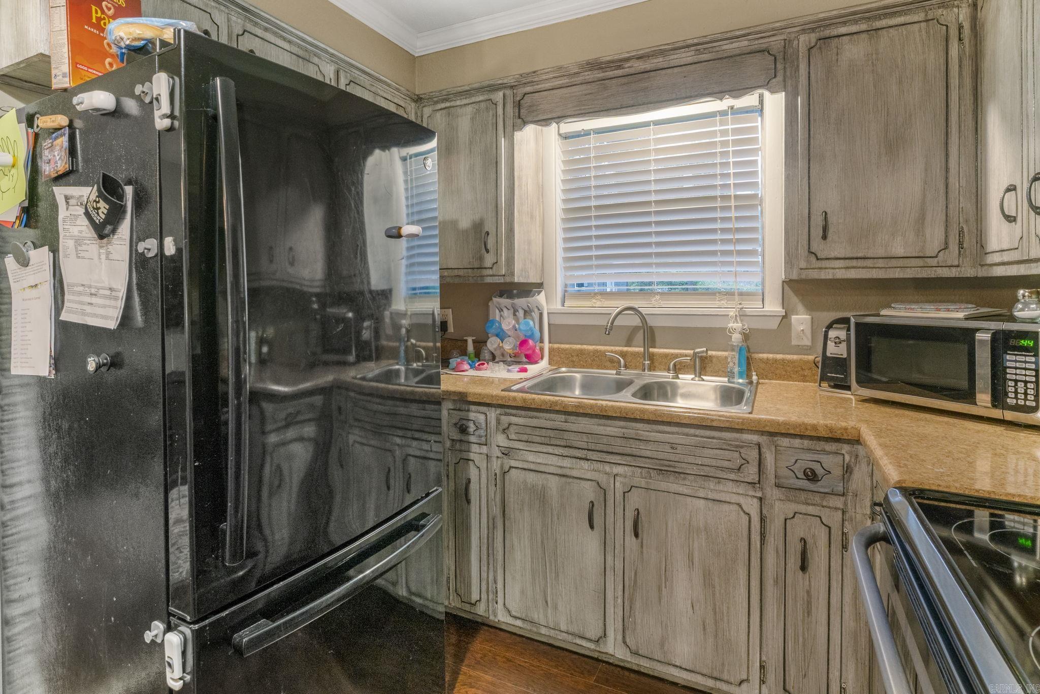 718  Jones  Sheridan, AR