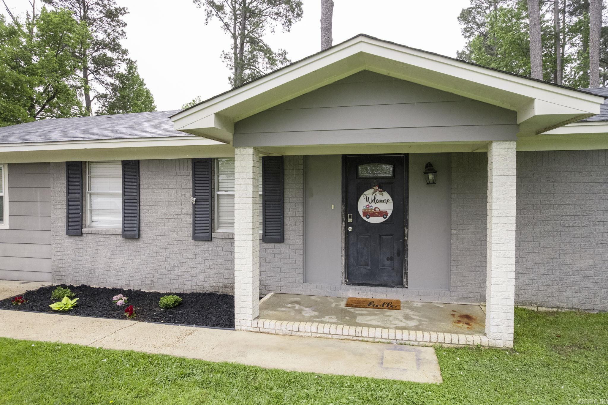 718  Jones  Sheridan, AR
