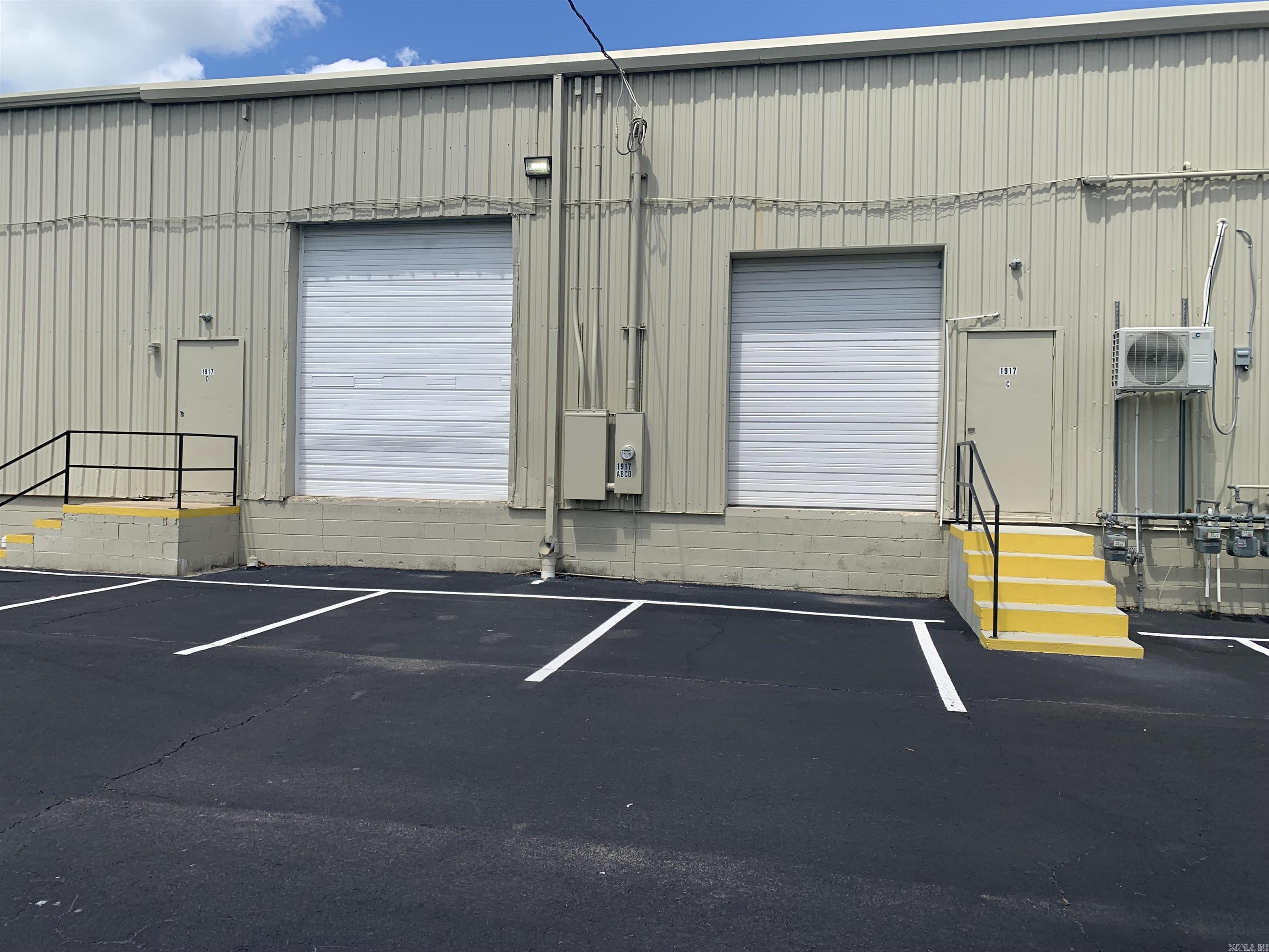 1927  West Beebe Capps Expressway  Searcy, AR
