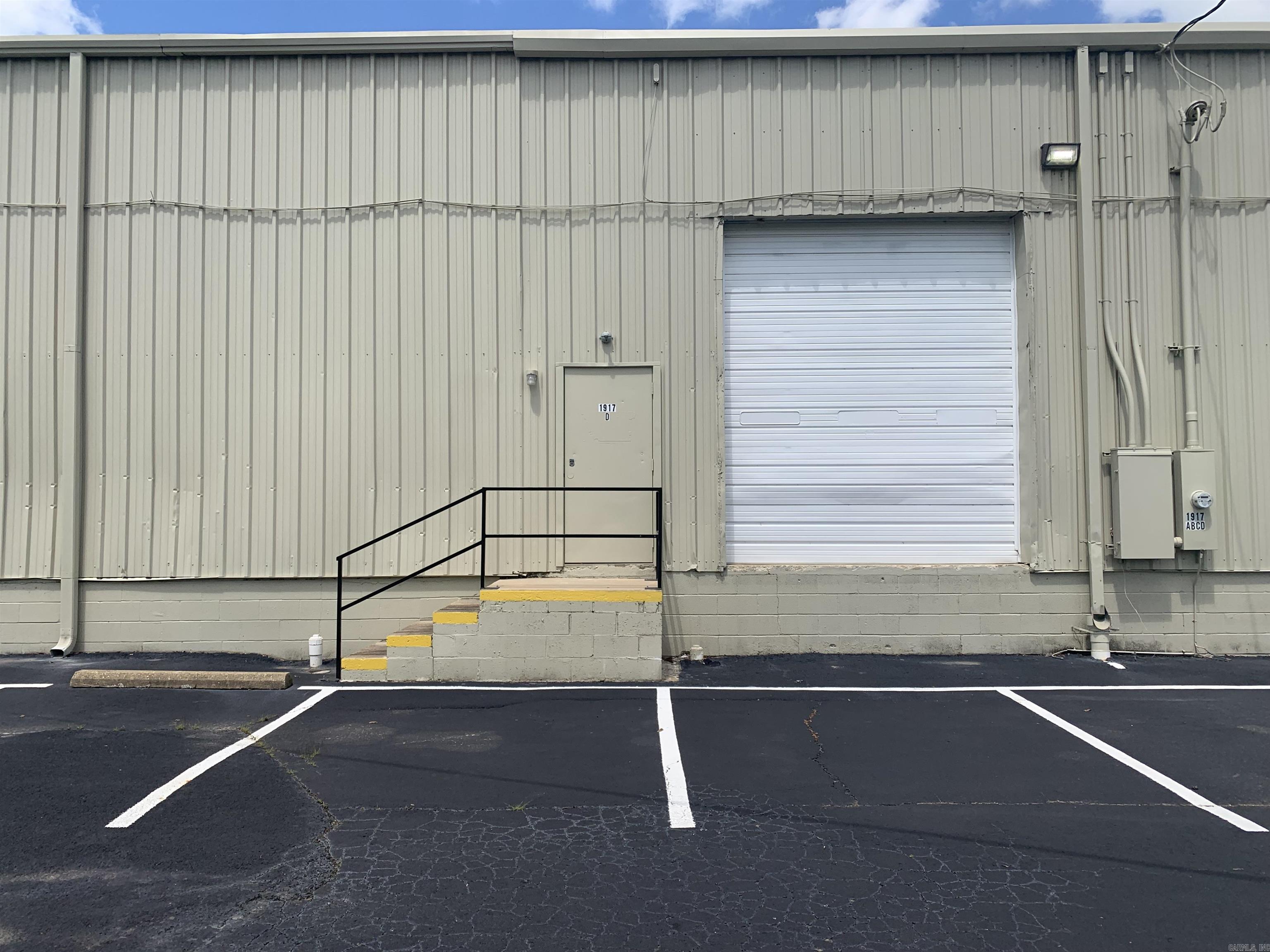 1927  West Beebe Capps Expressway  Searcy, AR